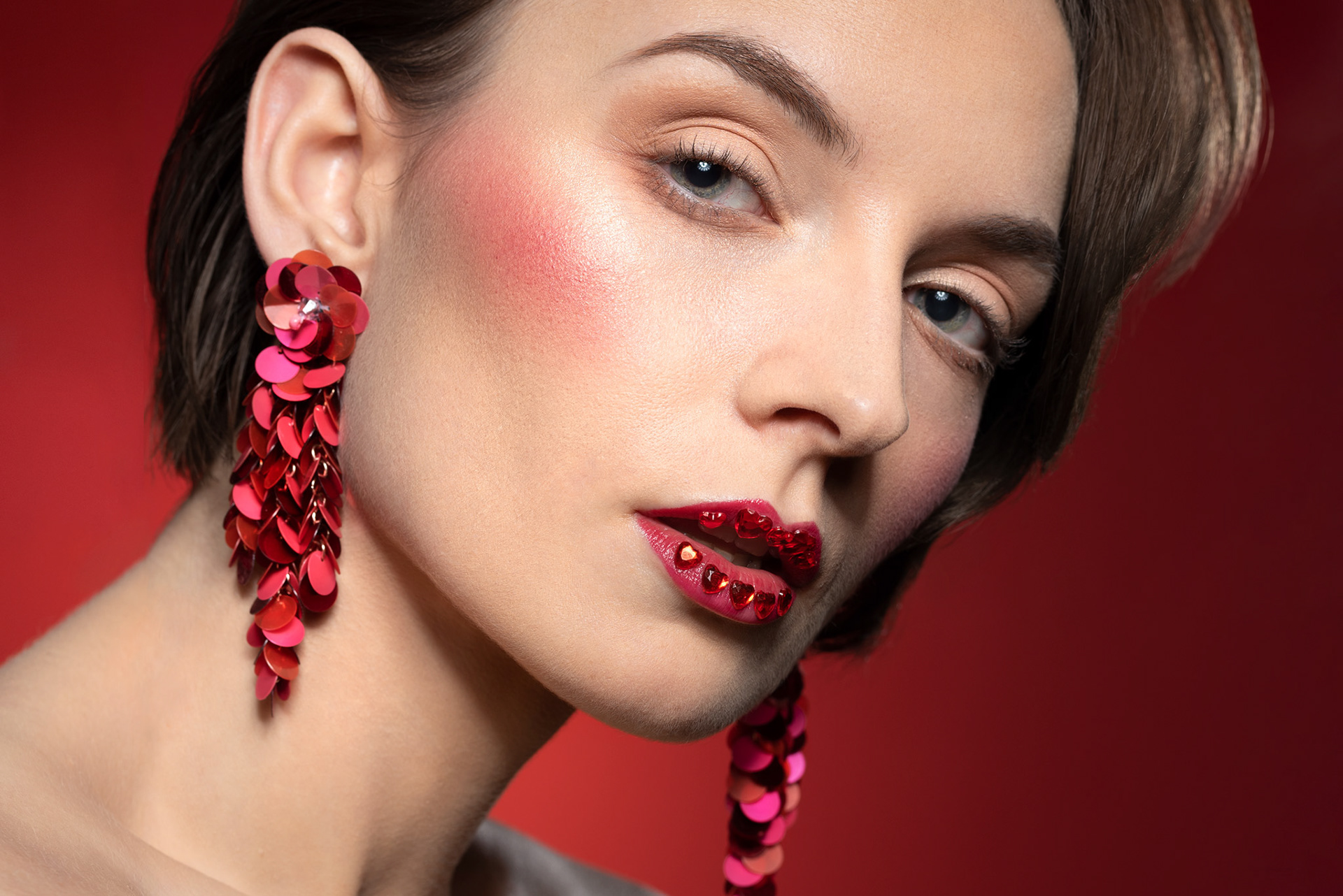 model: @marta_aryati, MUA: @saralaskamua