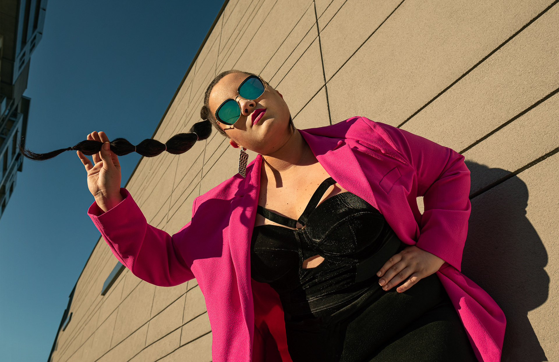 Model: @sarakinga, MUA: @saralaskamua