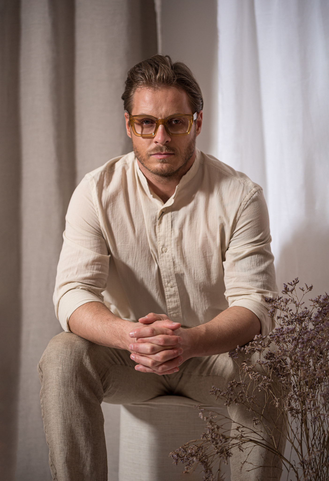 Model: Michał Wojsiat @michalwojsiat_ | styling: Paulina Pawlak @czarrnastylistka | MUA: Asia Blicharska @AsiaBlicharska