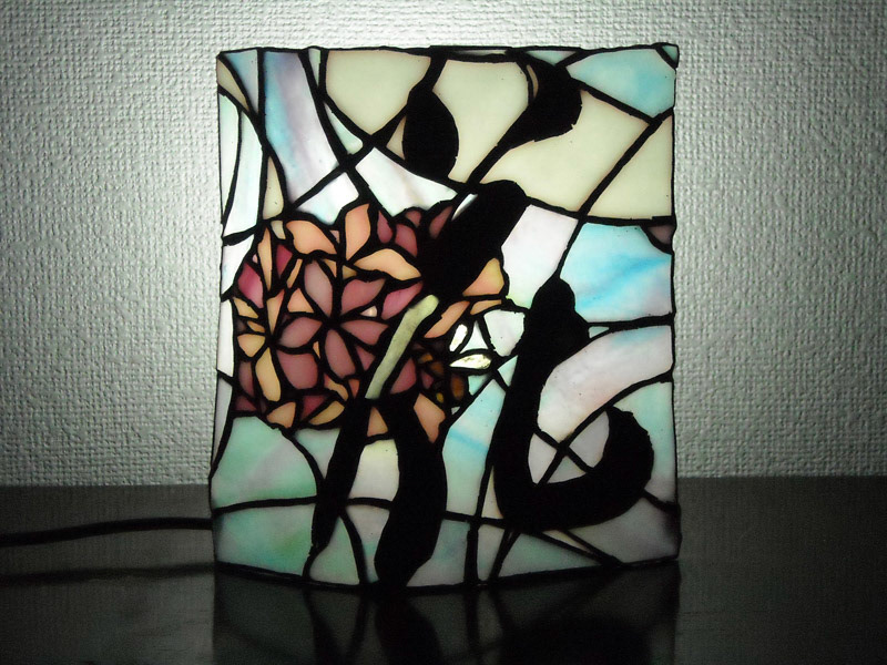 花- hana - / 三大美「雪月花」のひとつ。花と言えば昔は梅の花、後世では桜の事を差します。