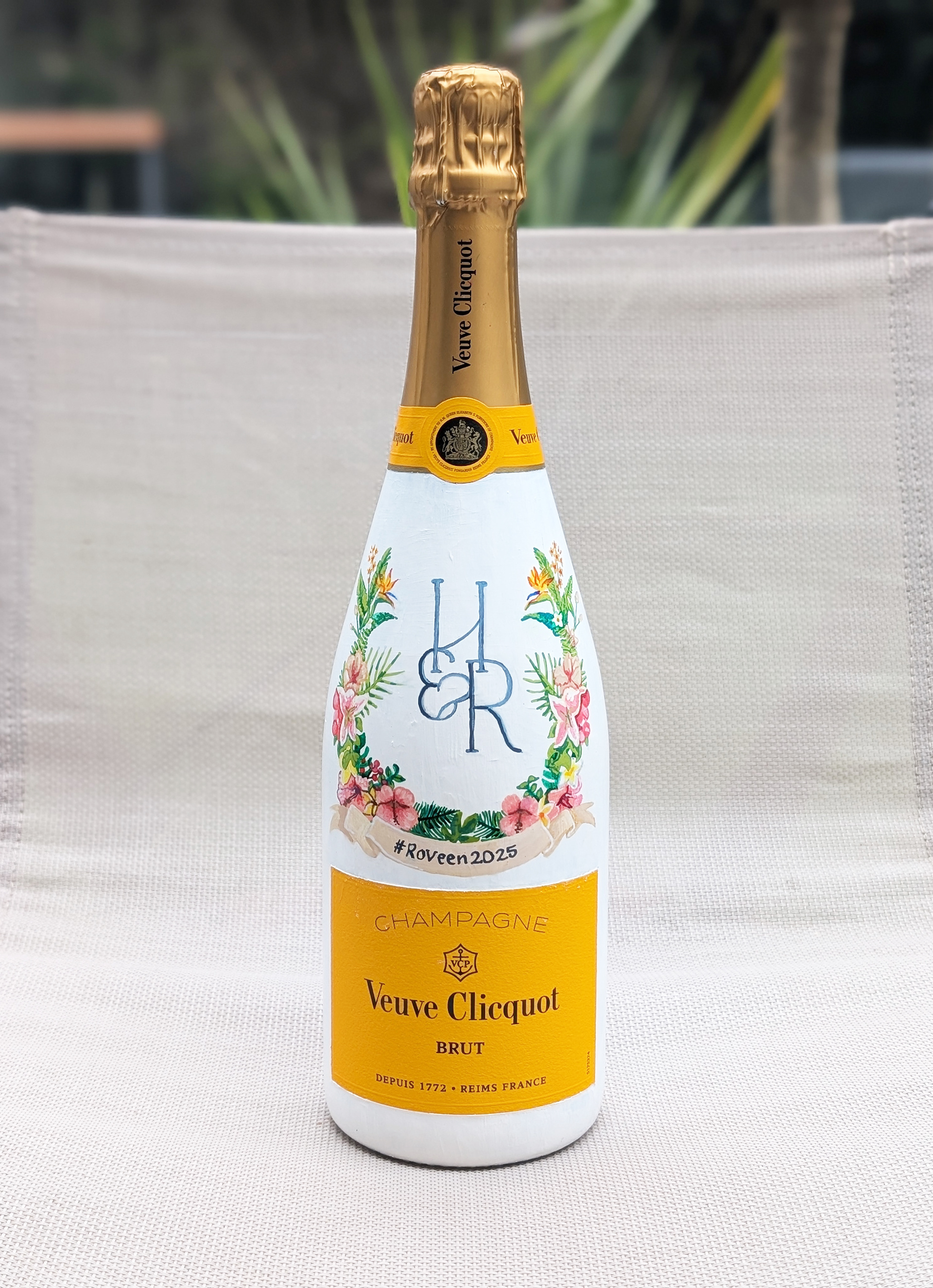 Hand-painted champagne memento