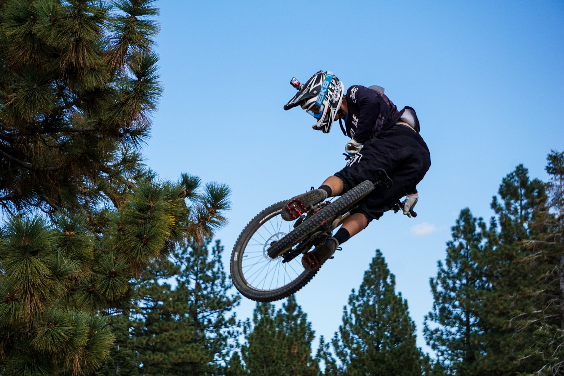 Whip contest at Big Bear