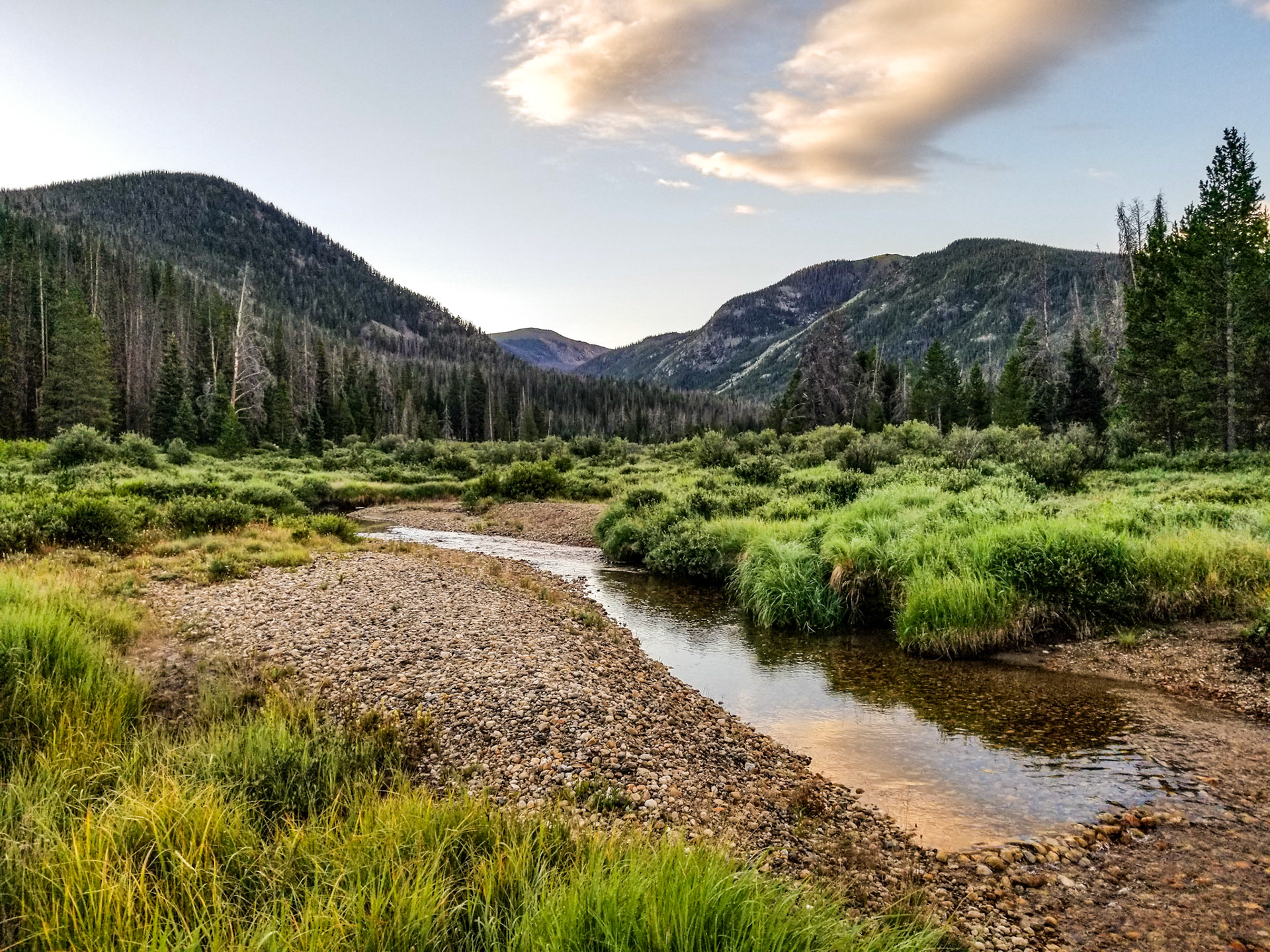 Early morning near Baker Pass