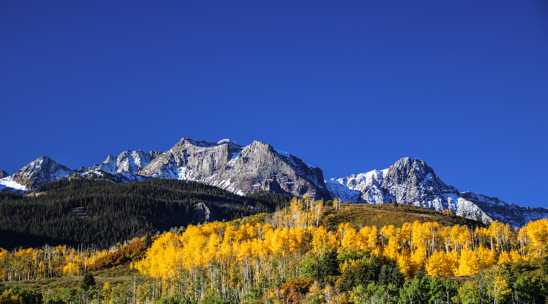 A quintessential Colorado Autumn scene.  A lot of people love this one.