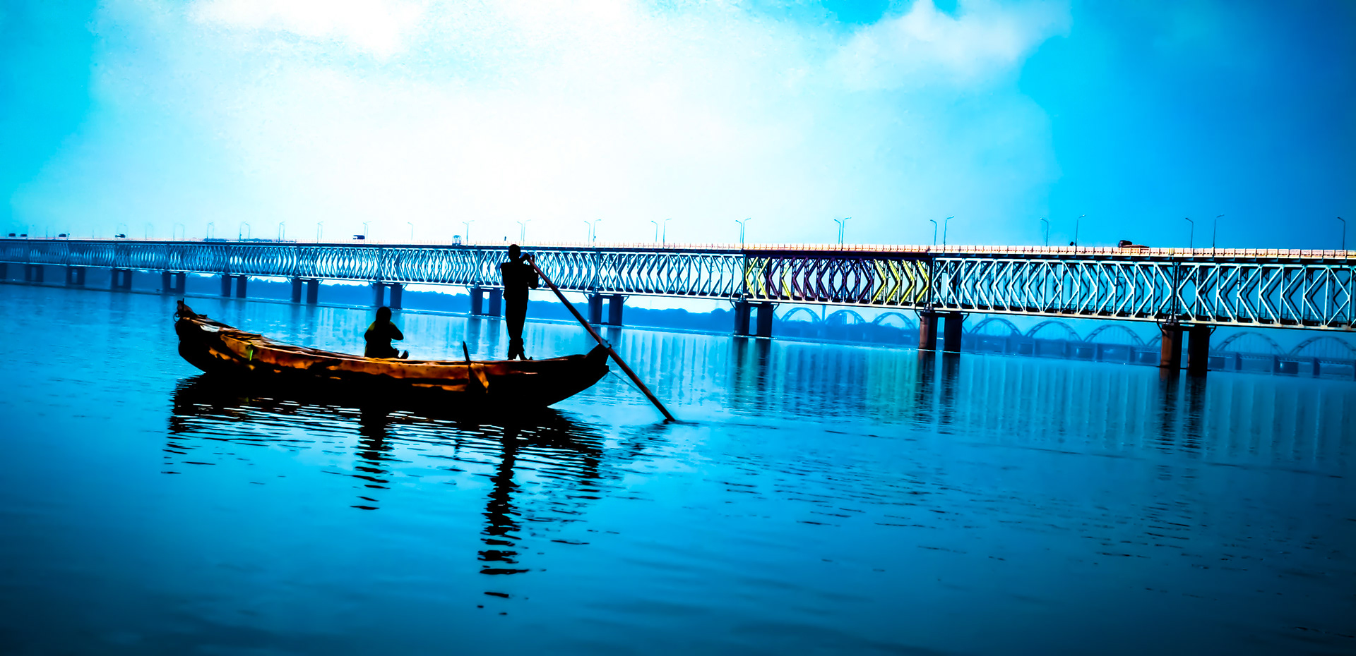 Road & Rail Bridge On the River Godavari at Rajahmundry , Andhra pradesh India
