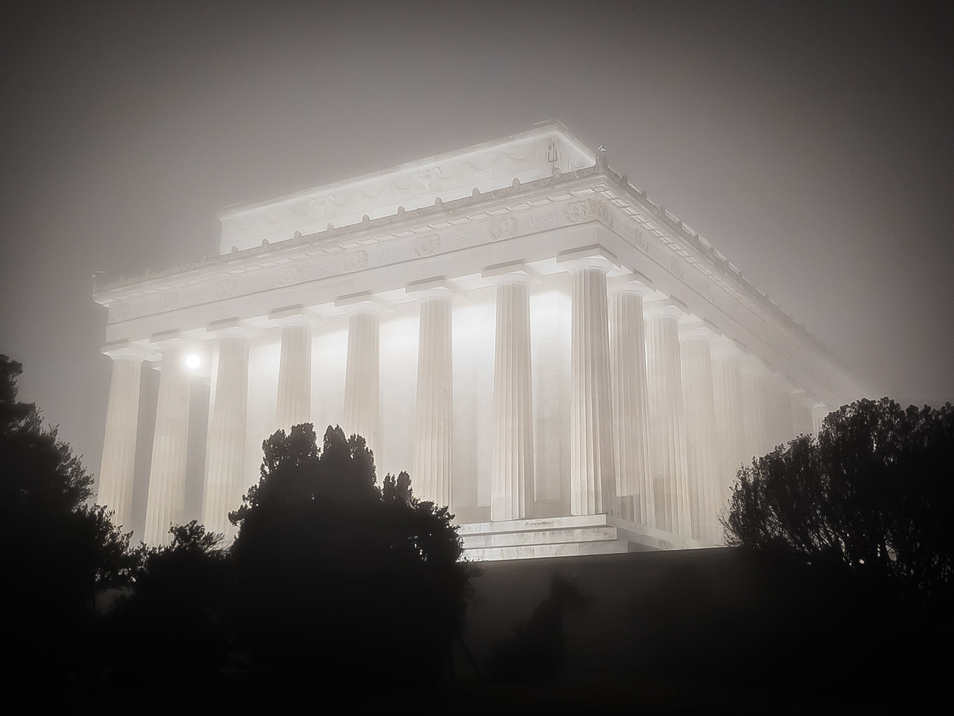 Lincoln Through the Fog