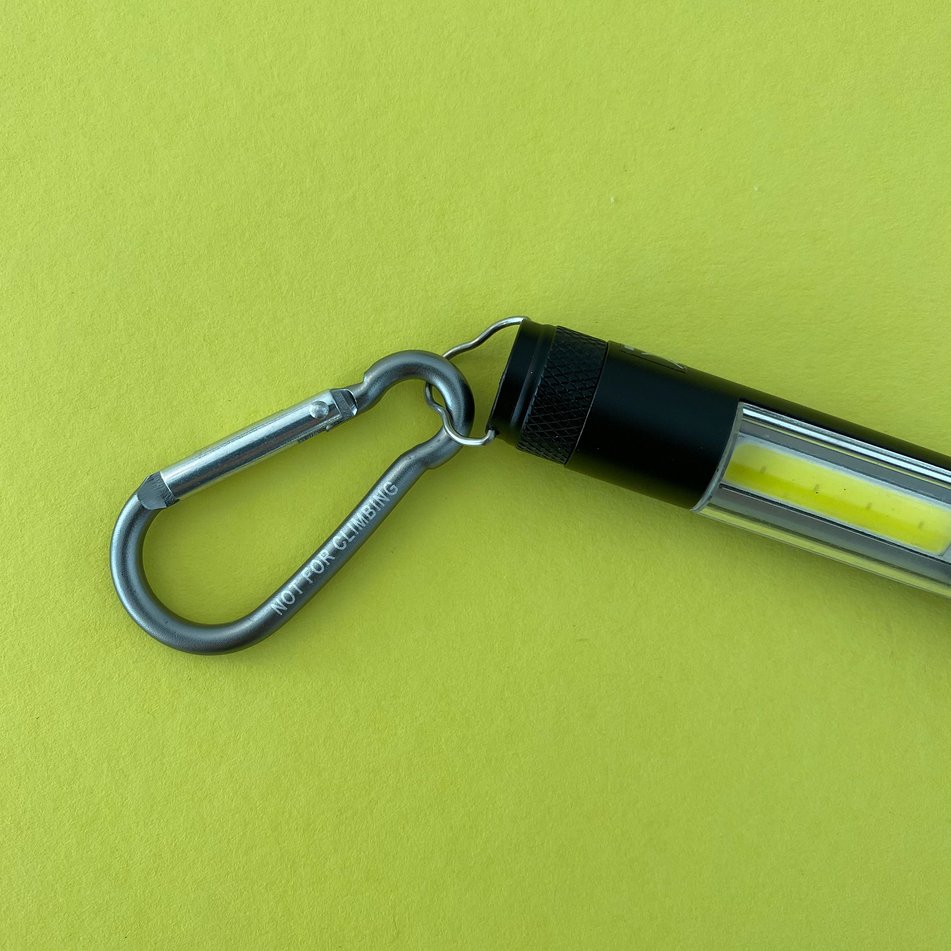 Taschenlampe mit Karabiner