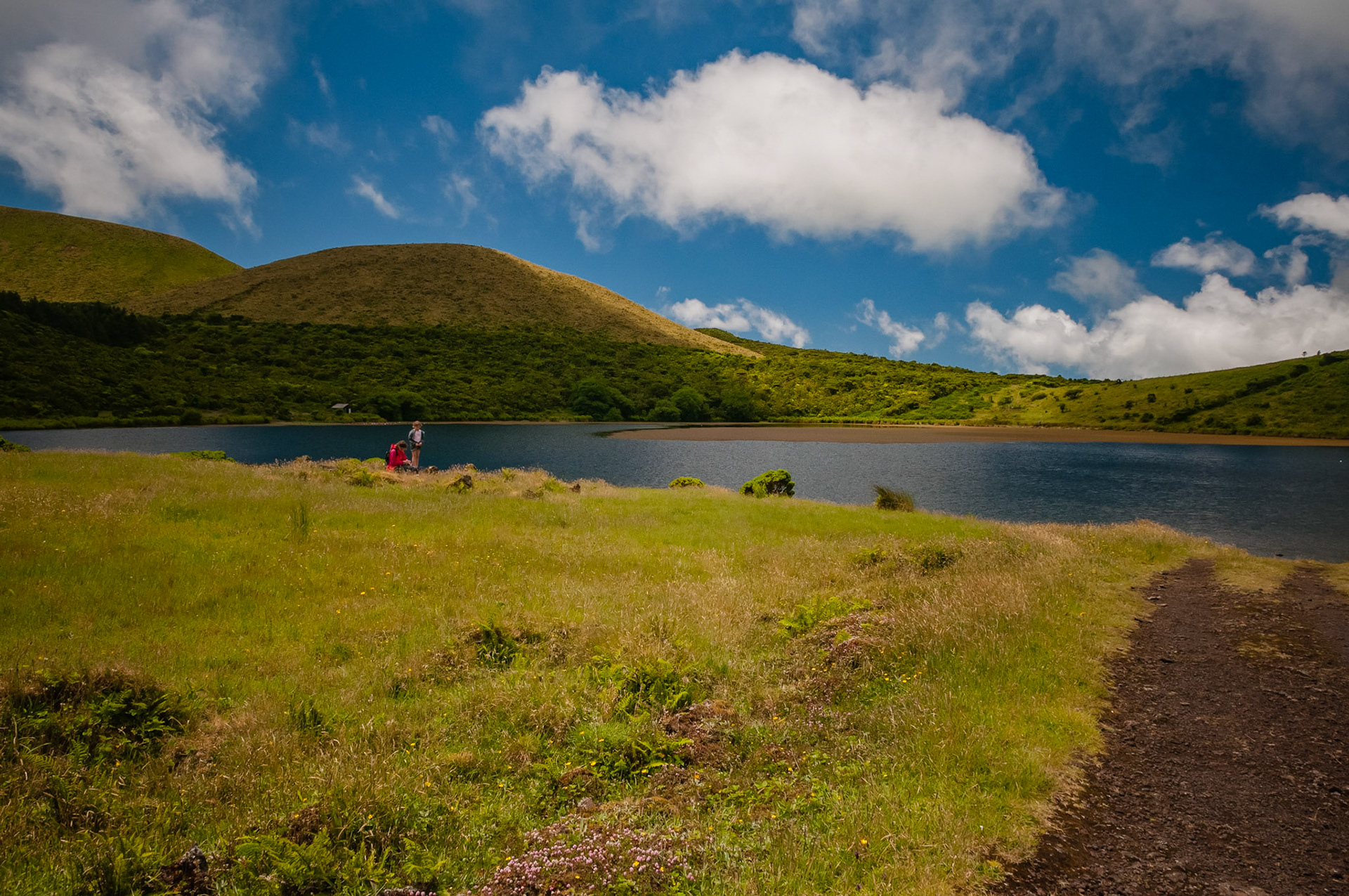Lagoa do Caiado, Pico