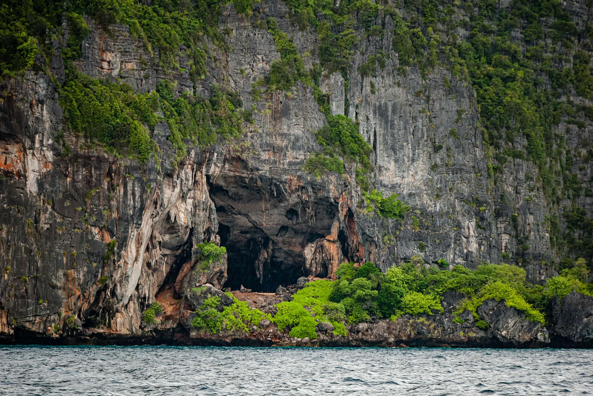 Viking Cave, Phi Phi Lay