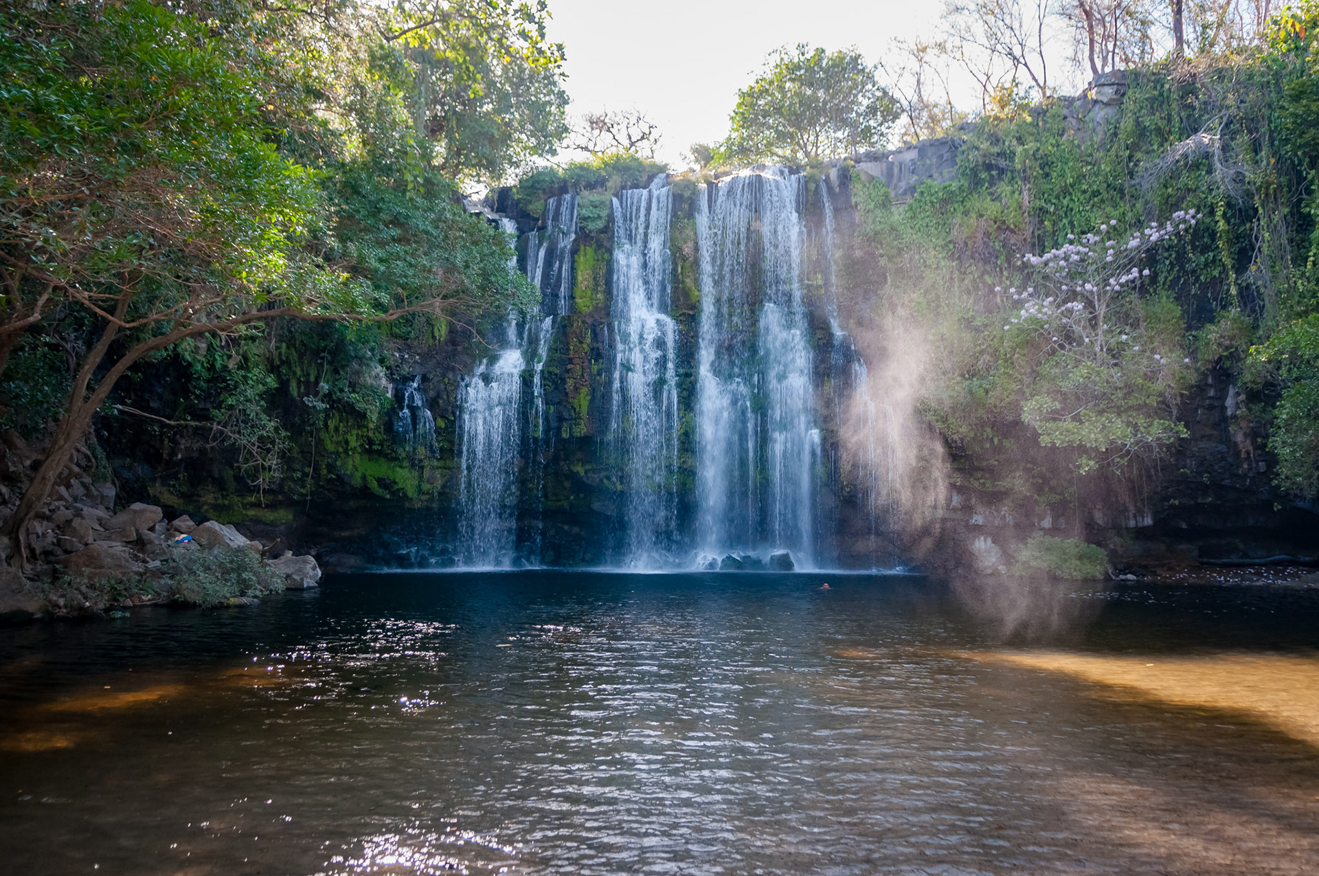 Cascade Llanos de Cortes