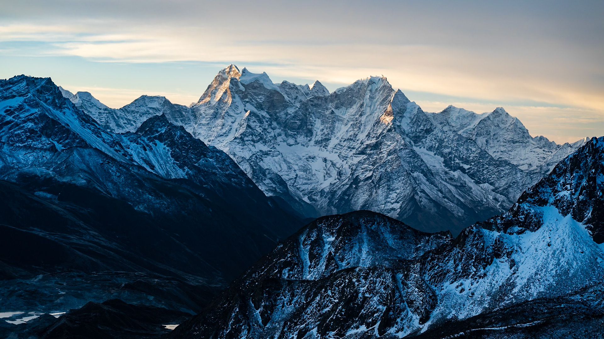 Day 7 -  Ascent of Gokyo Ri (5'360 m)