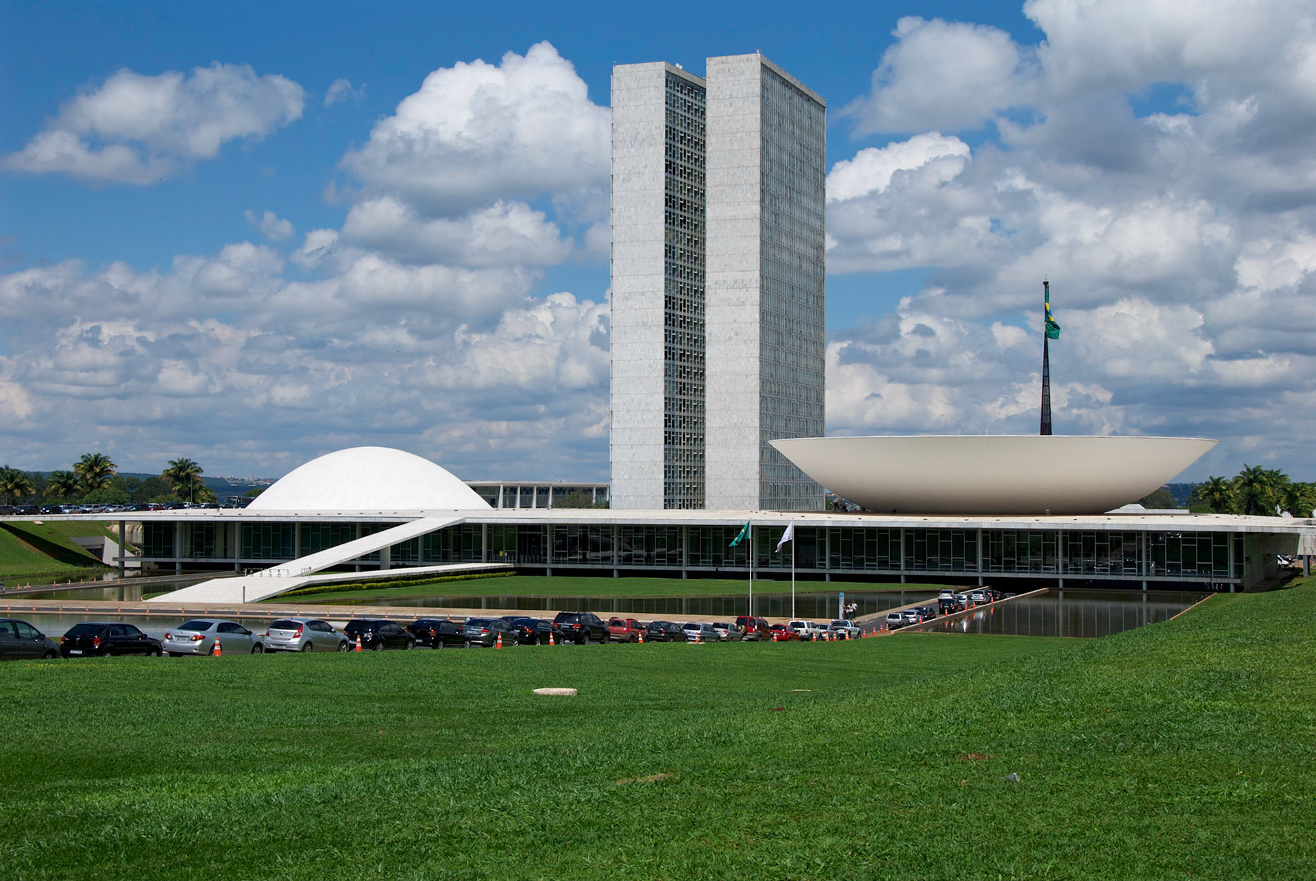 Praça dos Três Podores, Brasilia