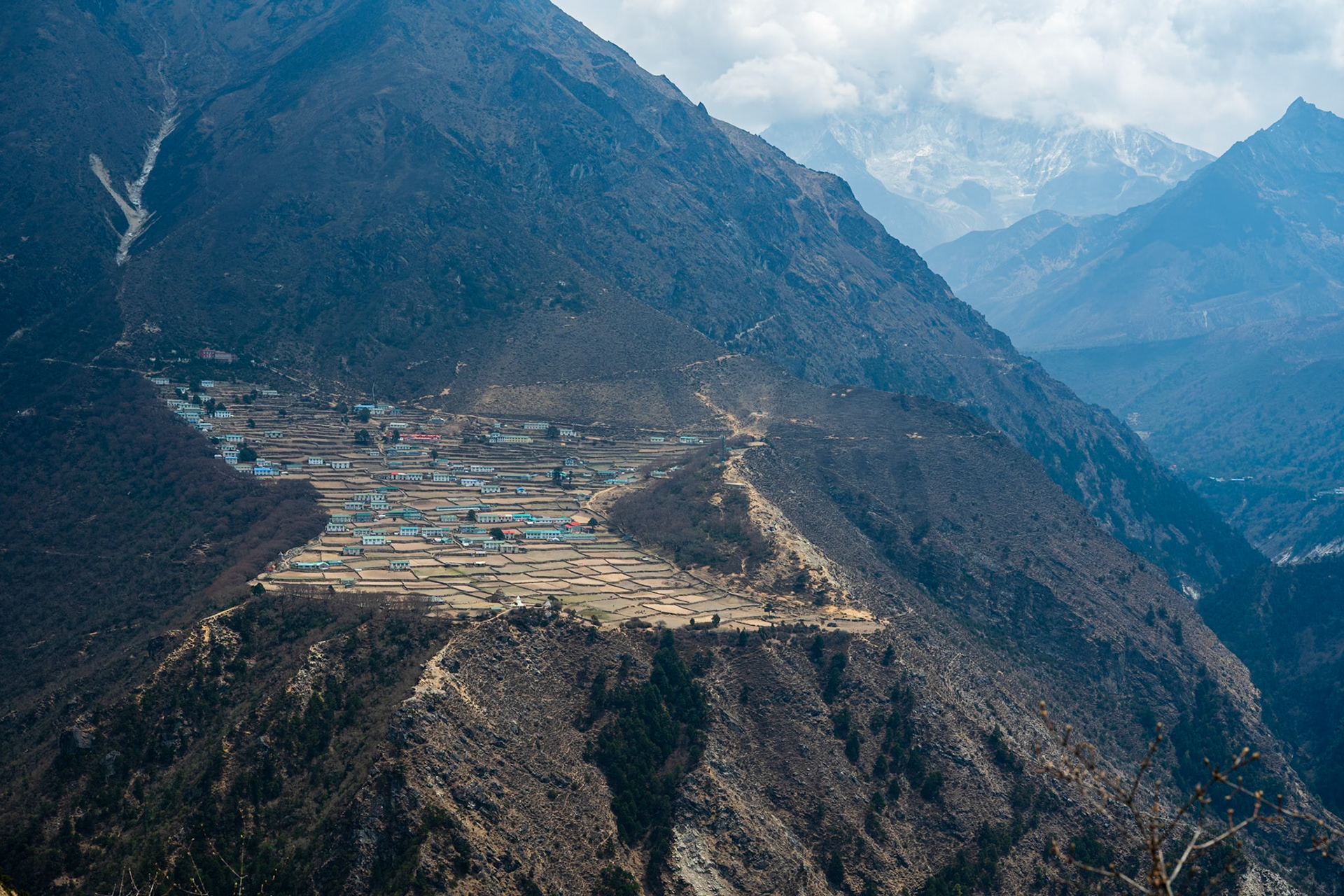 Day 4 - Namche Bazaar (3'446 m) to Dole (4'200 m)