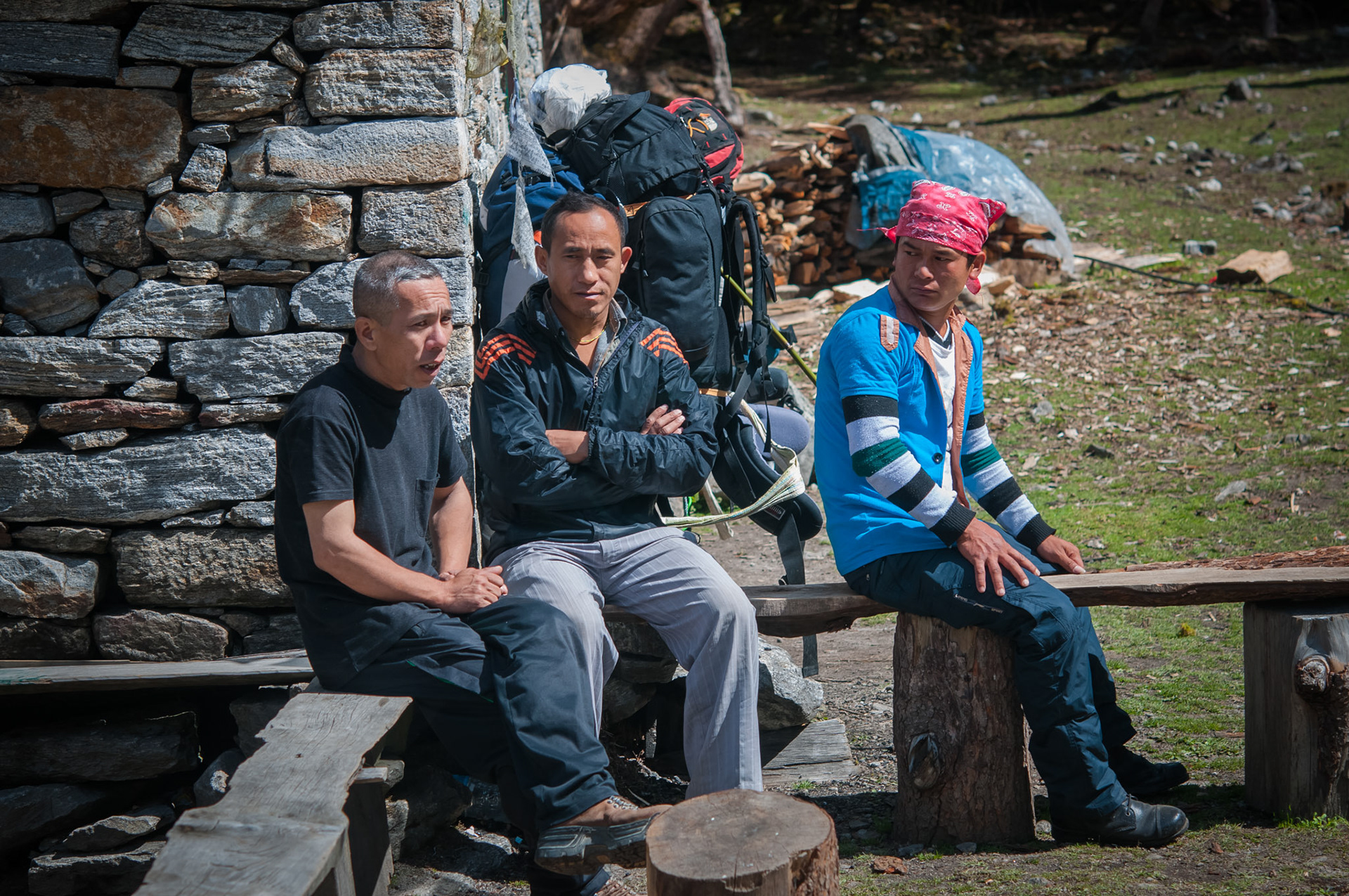 Entre Lama Hotel (2410m) et Langtang (3430m)