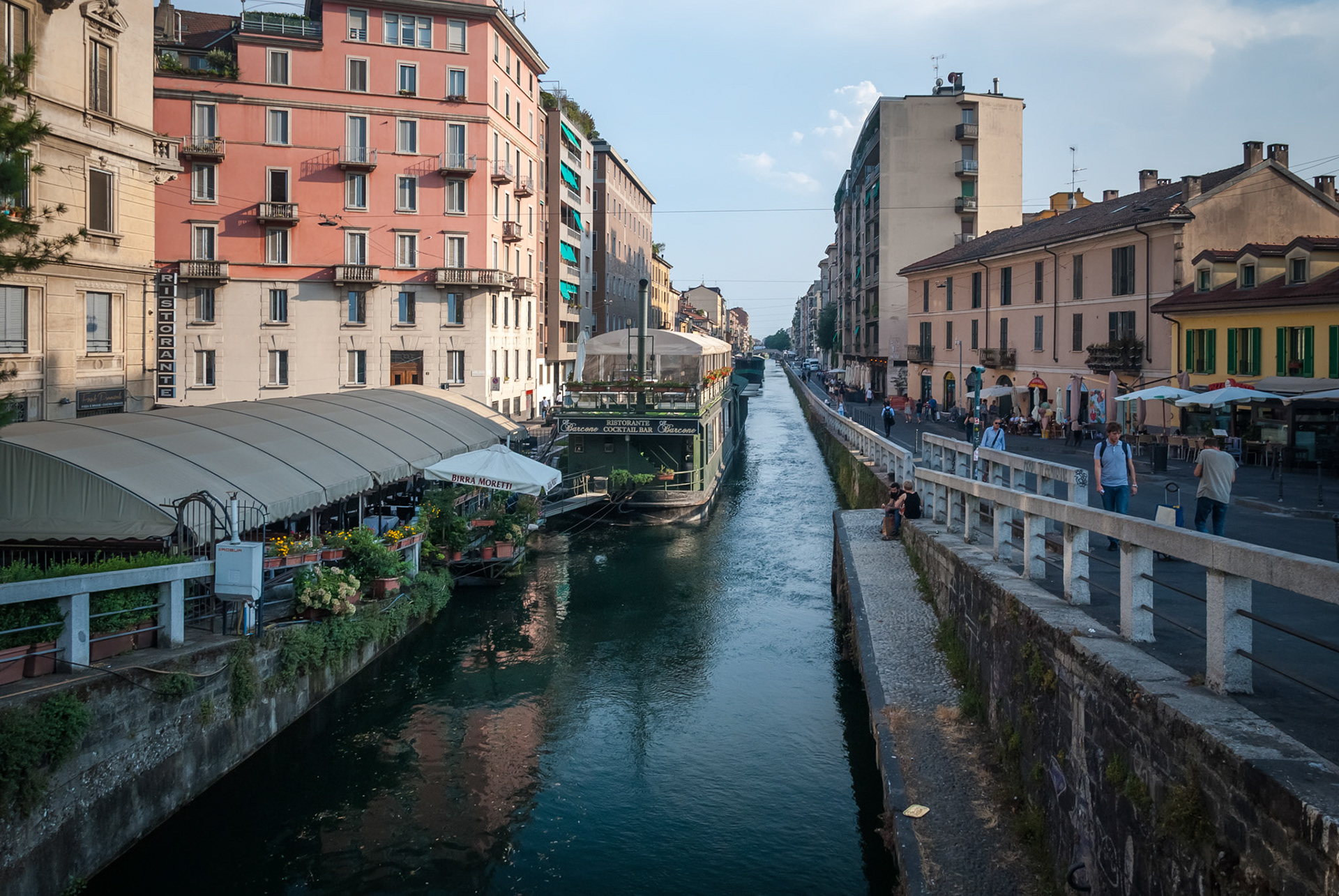 Naviglio Pavese, Milan