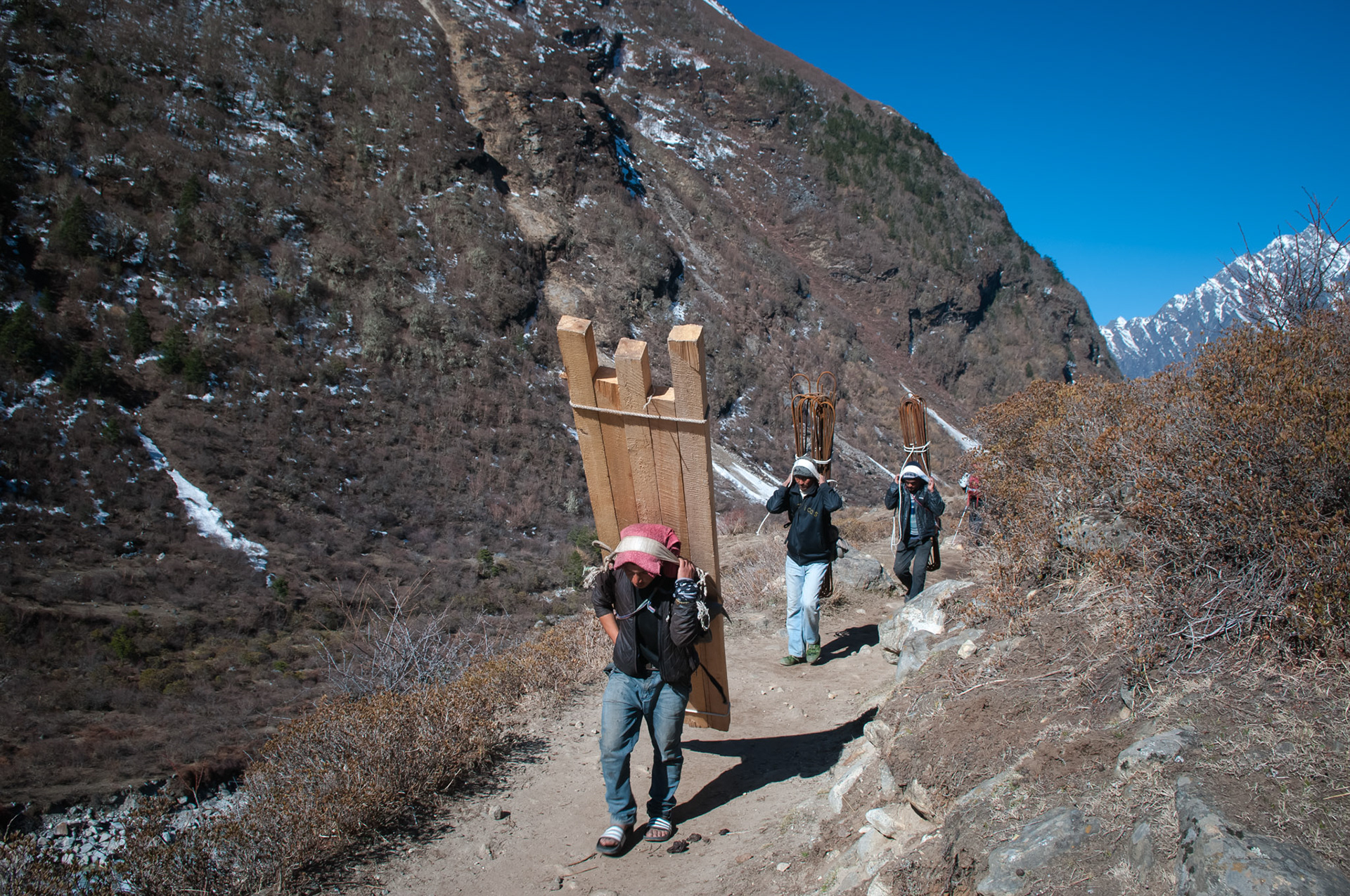 Entre Kyanjin Gumba (3830m) et Langtang (3430m)