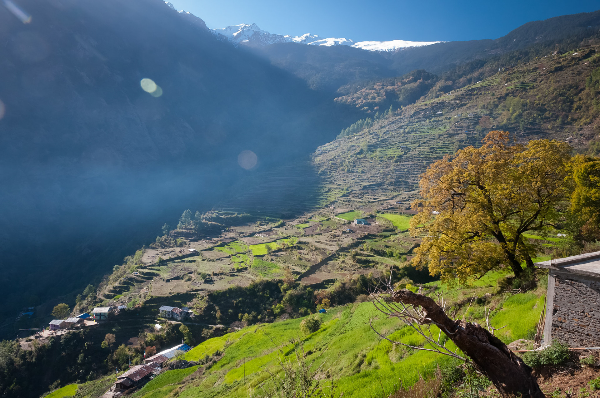 Thulo Syabru (2210m)