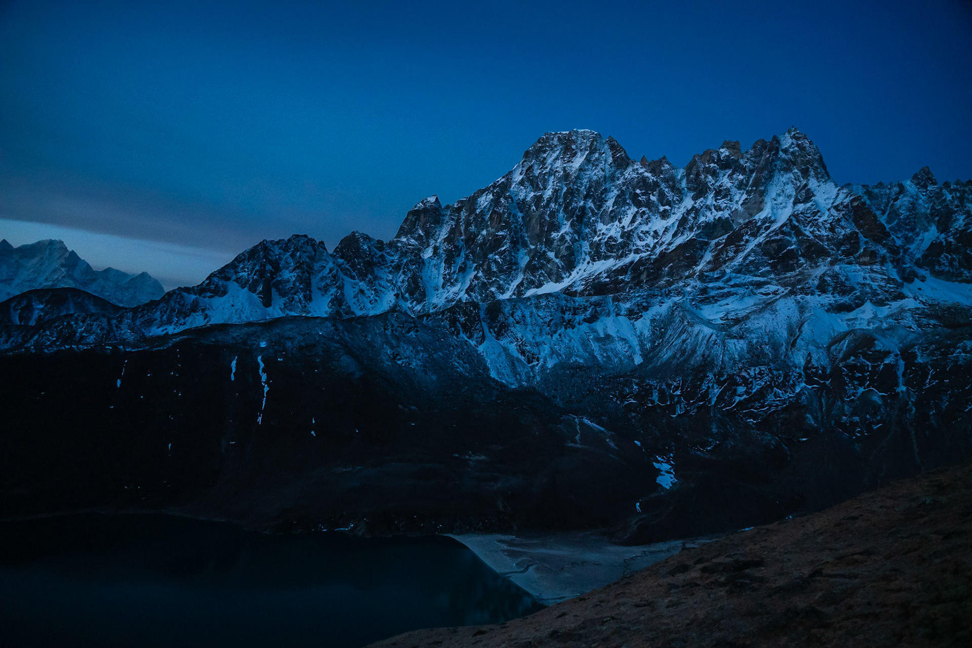 Day 7 -  Ascent of Gokyo Ri (5'360 m)
