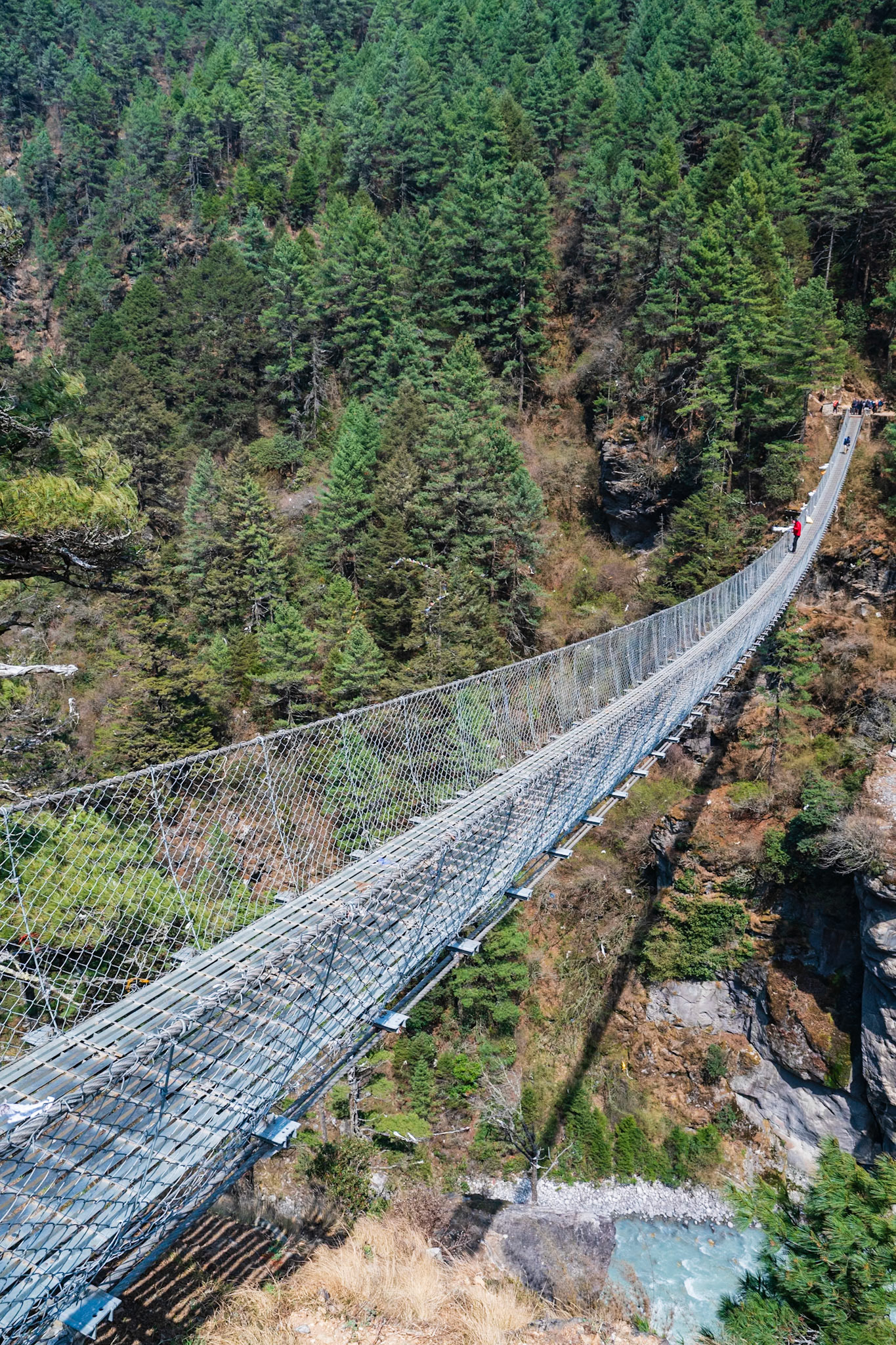Day 2 - Phakding (2'610 m) to Namche Bazaar (3'446 m)