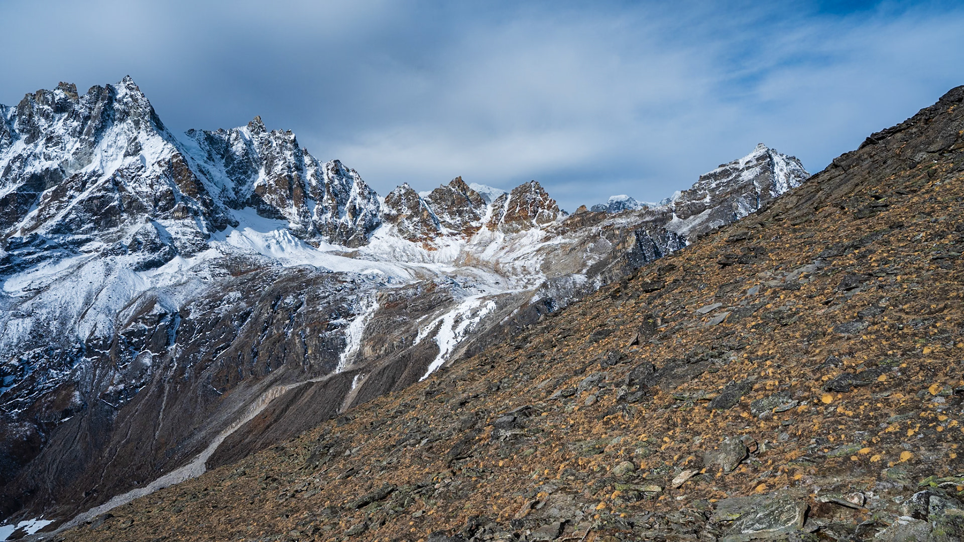 Day 7 -  Ascent of Gokyo Ri (5'360 m)