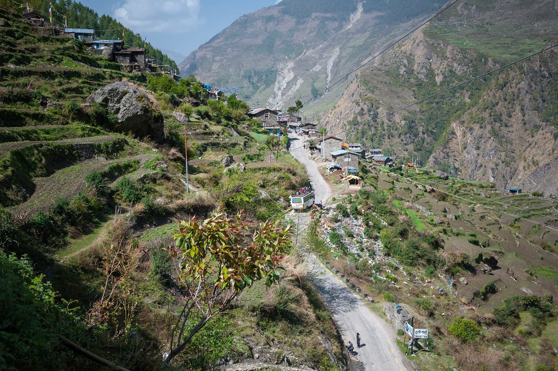Entre Dhunche (1960m) et Thulo Syabru (2210m)
