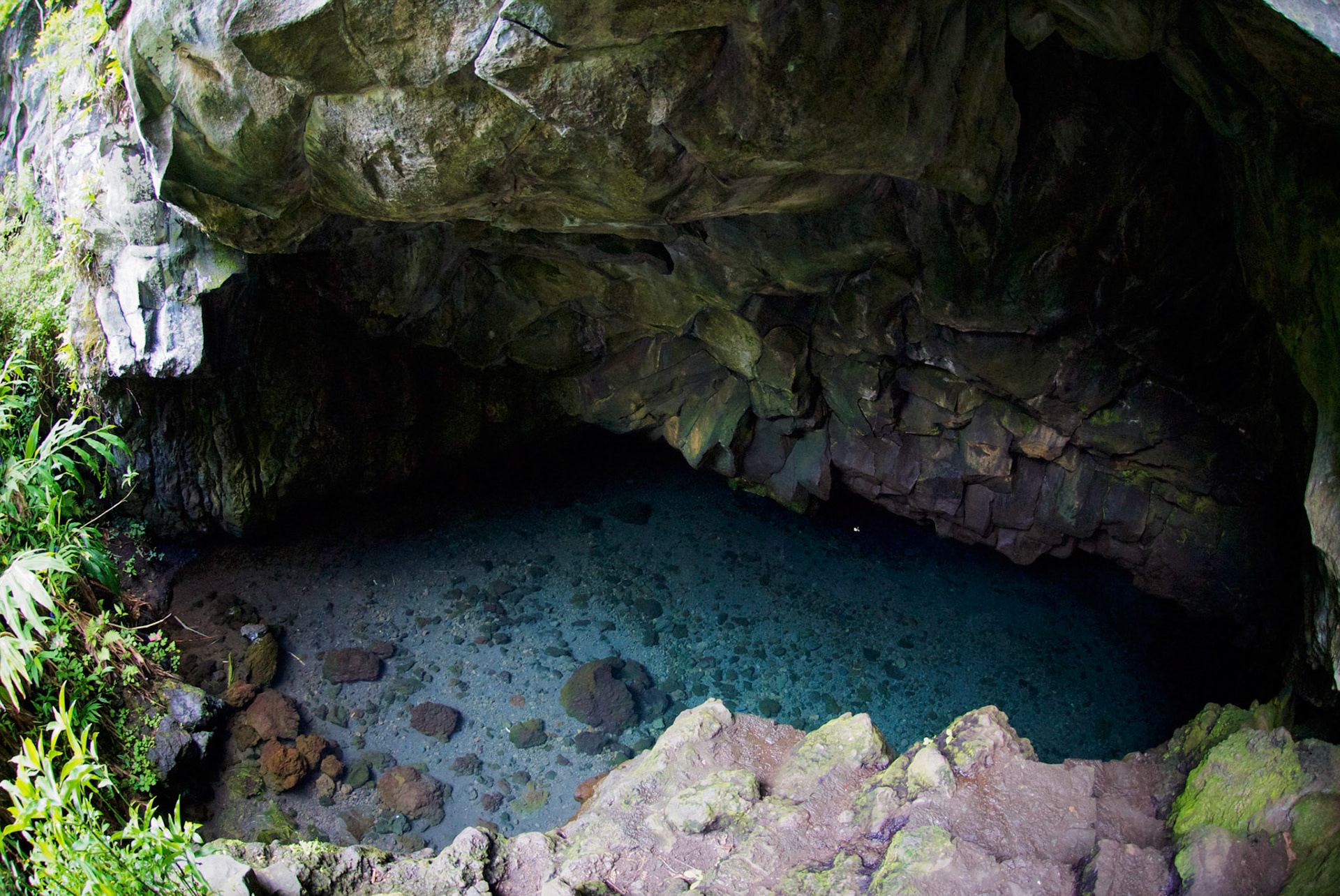 Wai'anapanapa State Park, Hana Road, Maui
