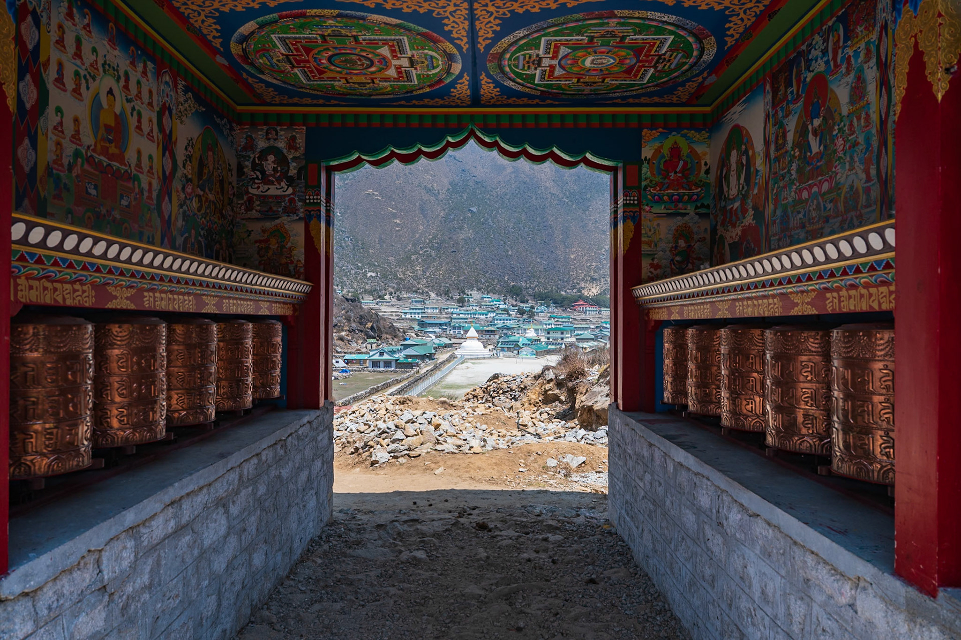 Khumjung (3'780 m)Day 3 - Around Namche Bazaar (3'446 m)