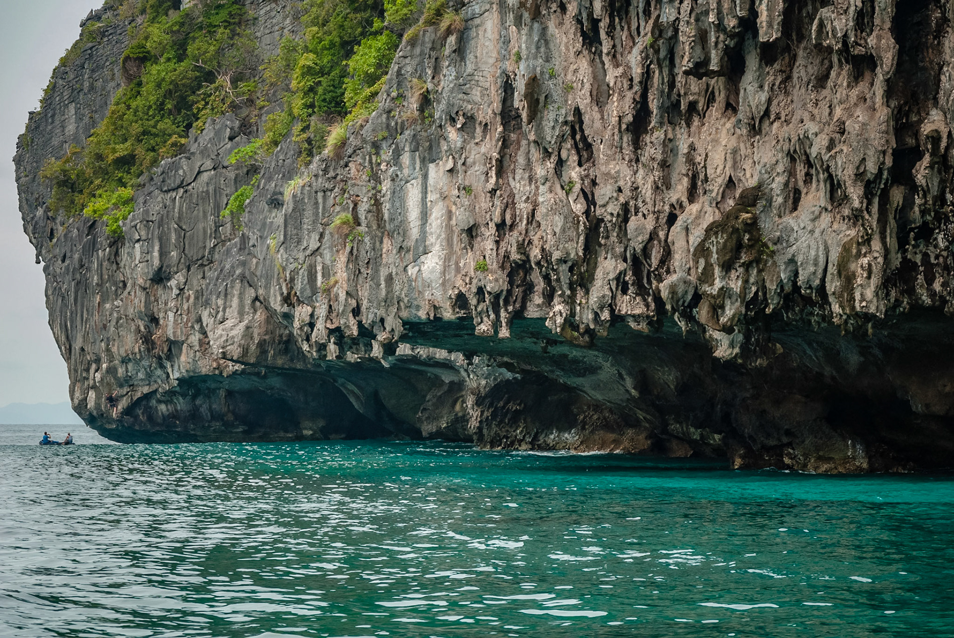 Nui Bay, Phi Phi Don