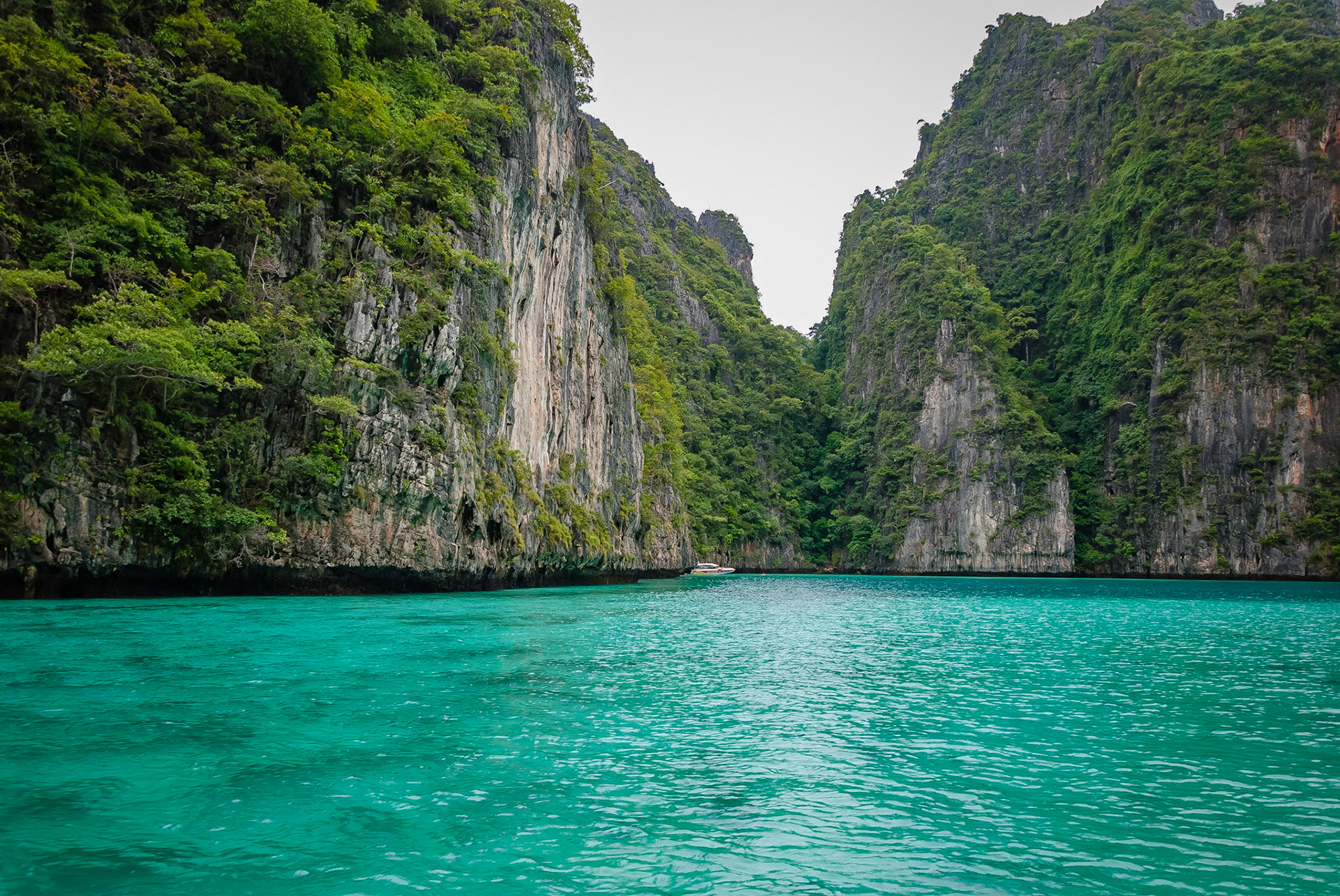 Pi-Leh Bay, Phi Phi Lay