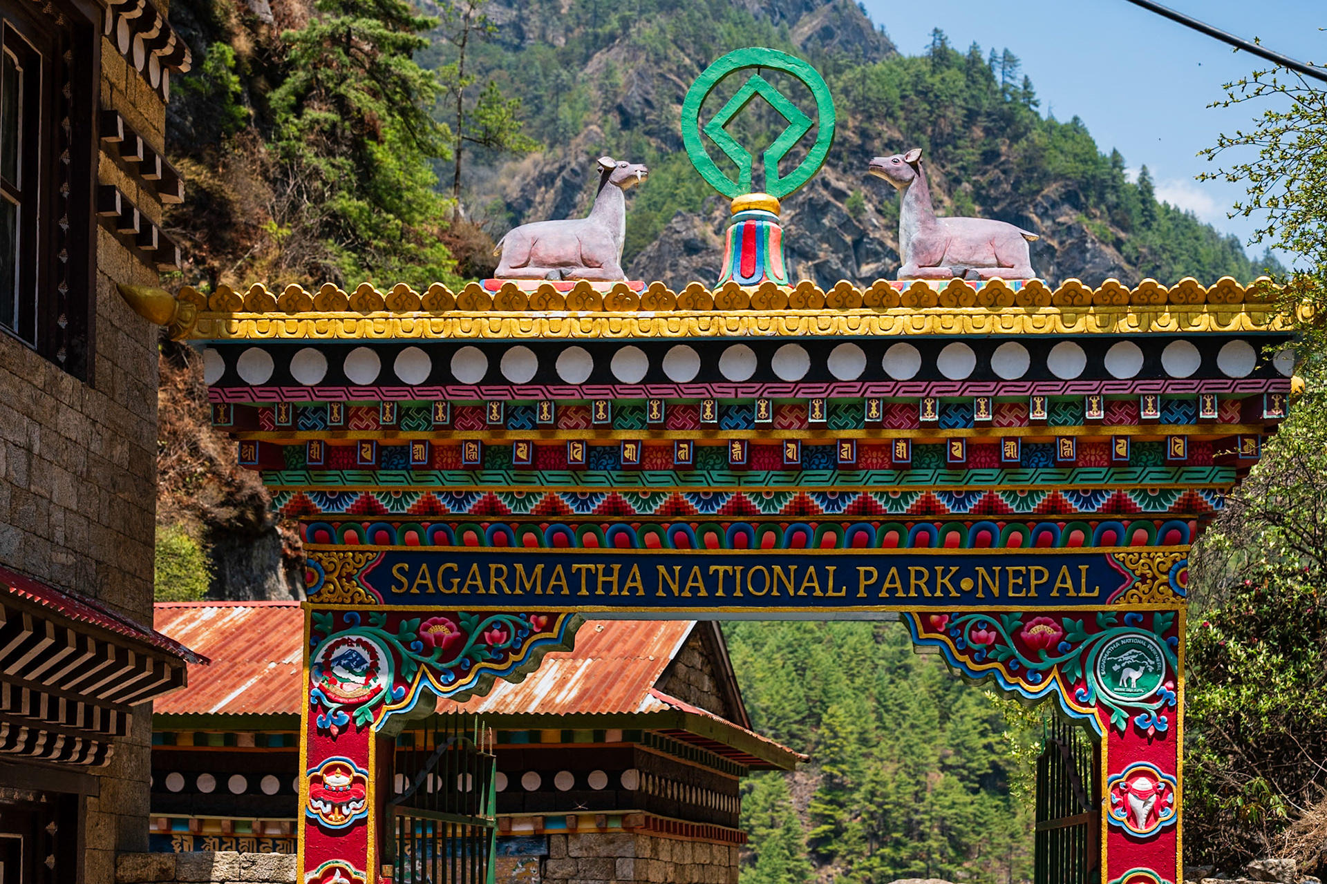 Day 2 - Phakding (2'610 m) to Namche Bazaar (3'446 m)