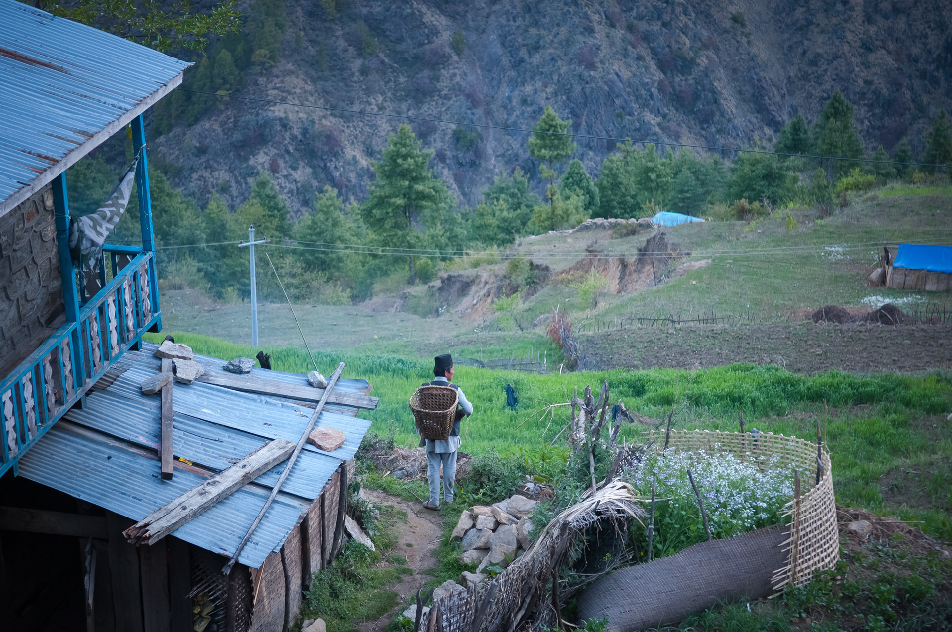 Thulo Syabru (2210m)