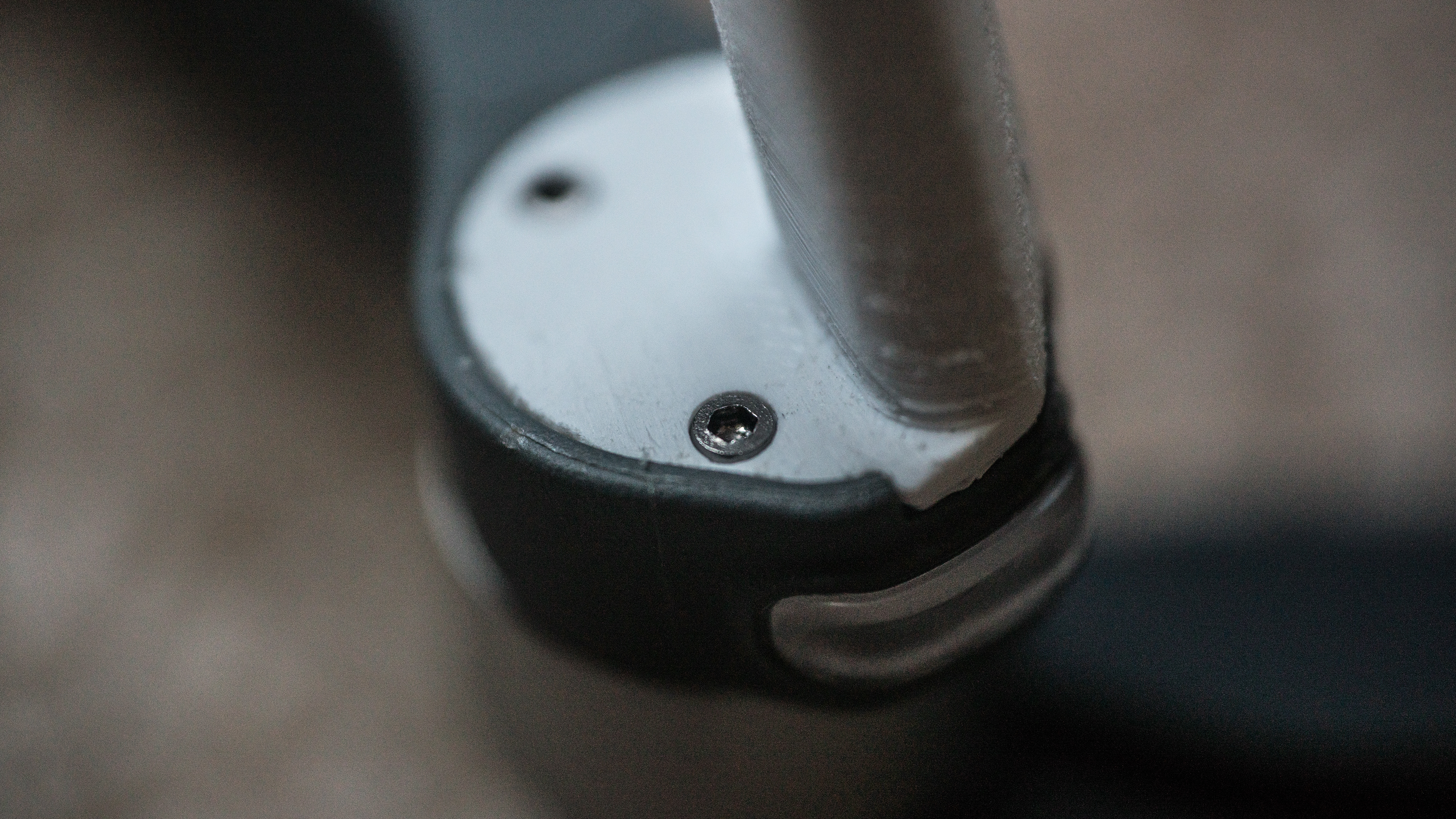 Detail of the leg attached to the Mavic.