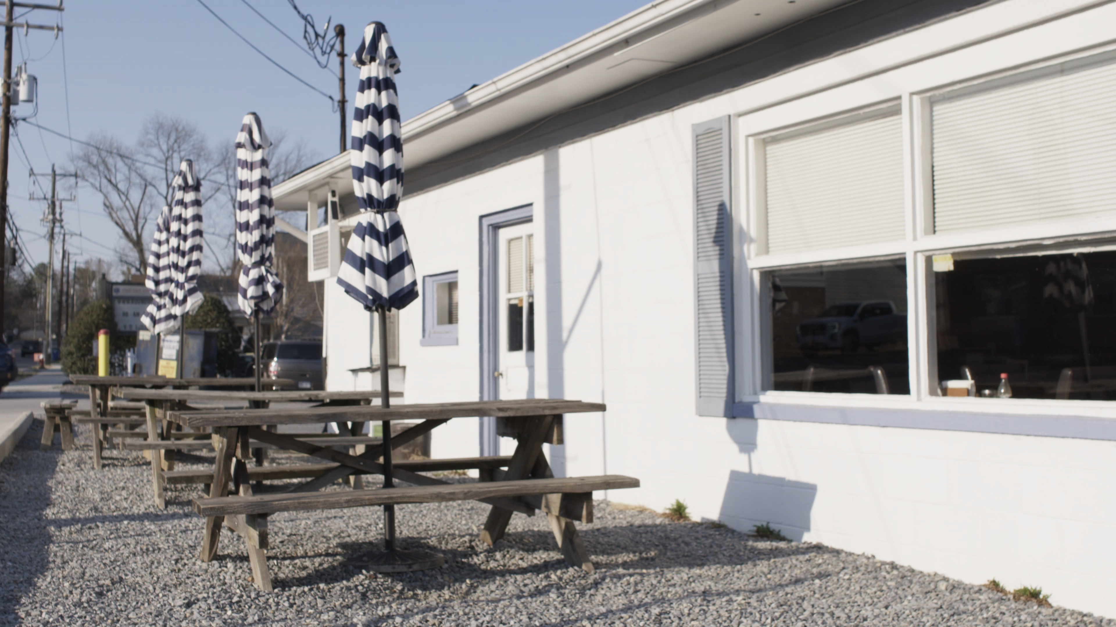 Eating Area of Tammy's Diner in Round Hill