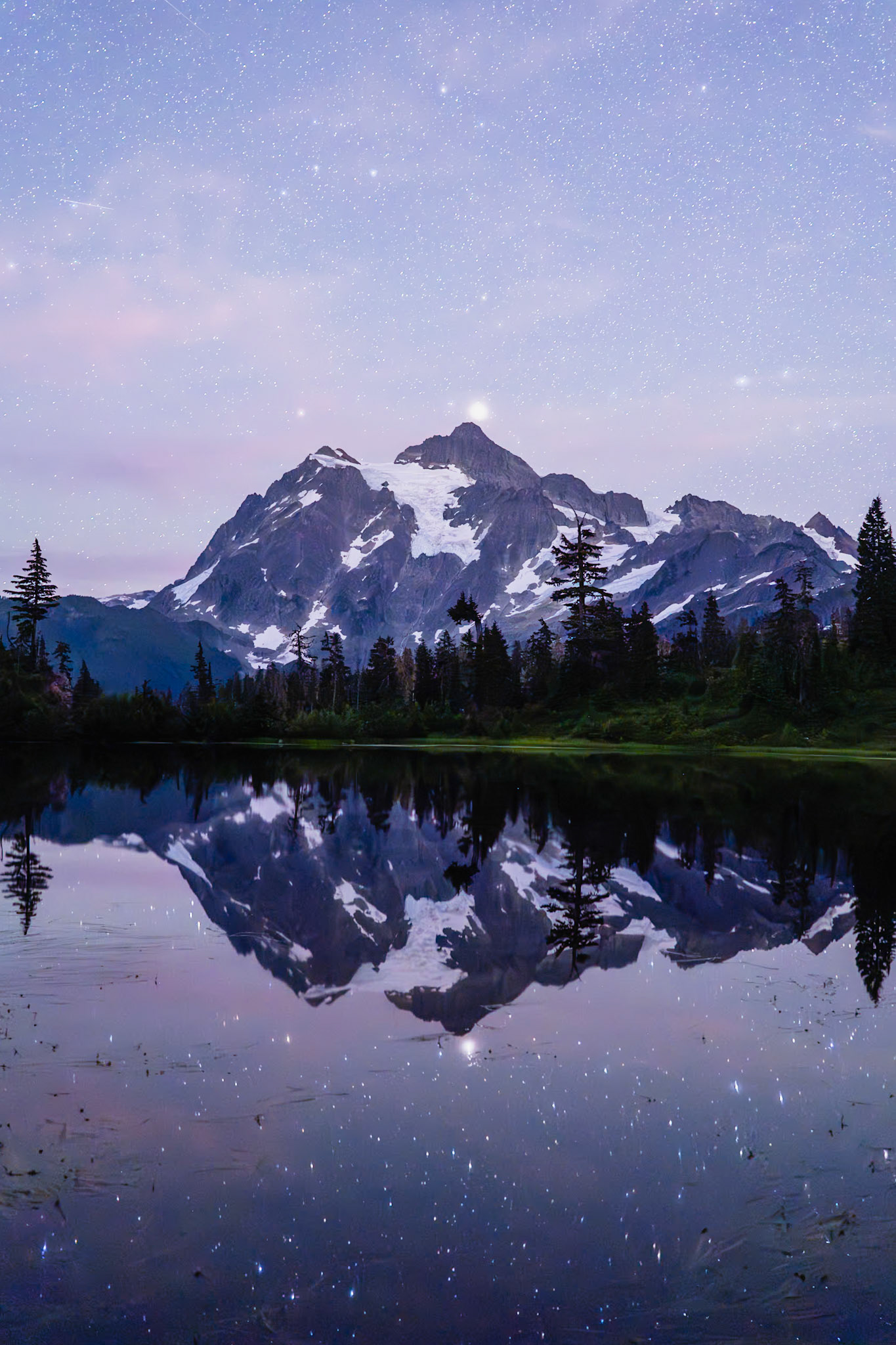 Astrophotography at Picture Lake in Washington