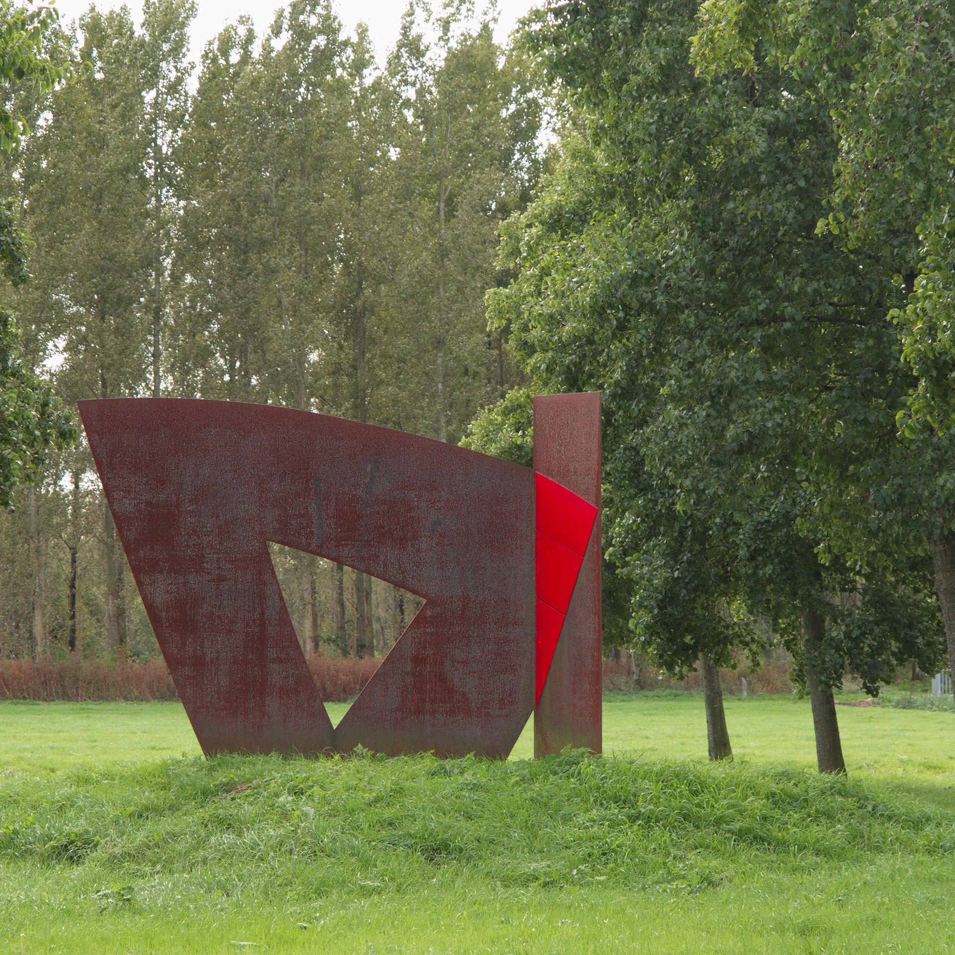   CROSSROAD MARKINGS - situation 2014  - new placement at the entrance of an recreational area