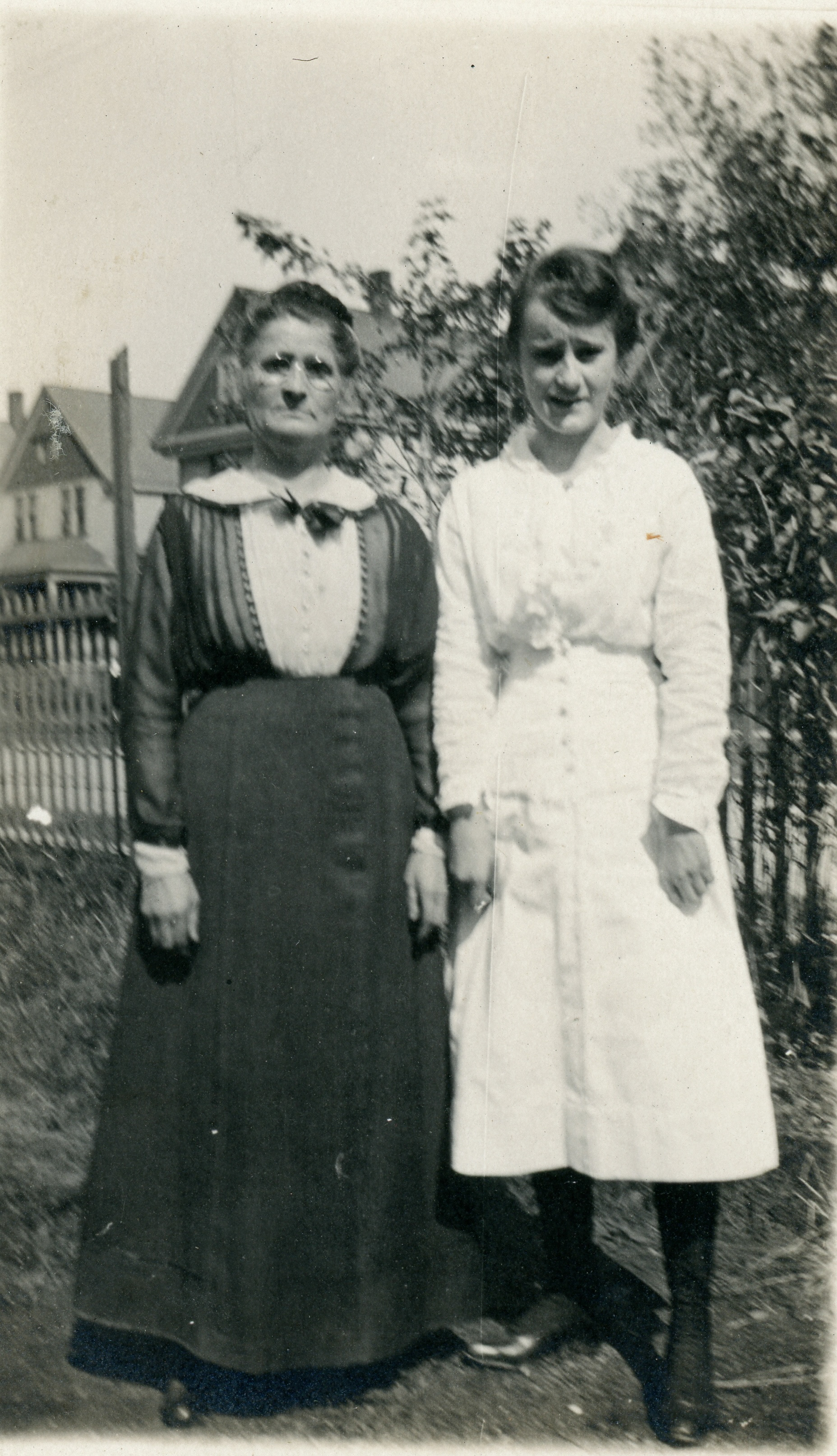 My great grandmother Mary Wald and Frances (I think)