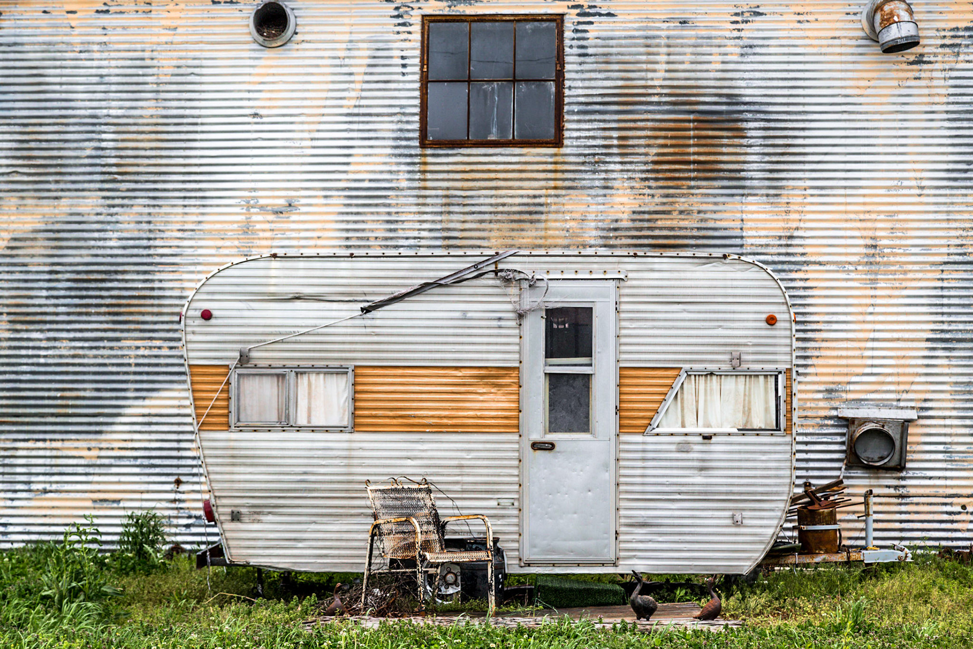 Trash Trailer, Clarksdale, Mississippi, USA