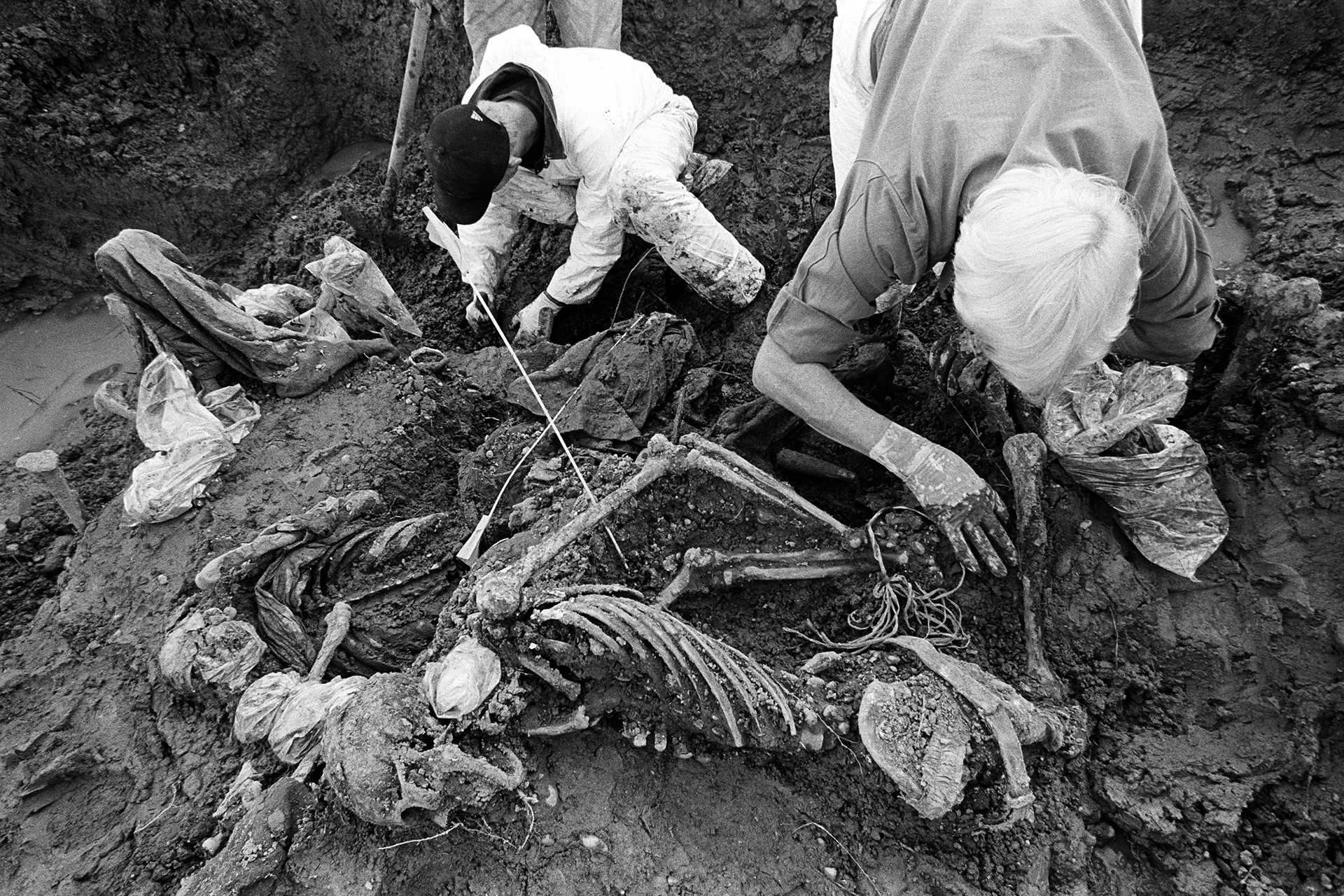 Mass grave at Kamenica, 2003