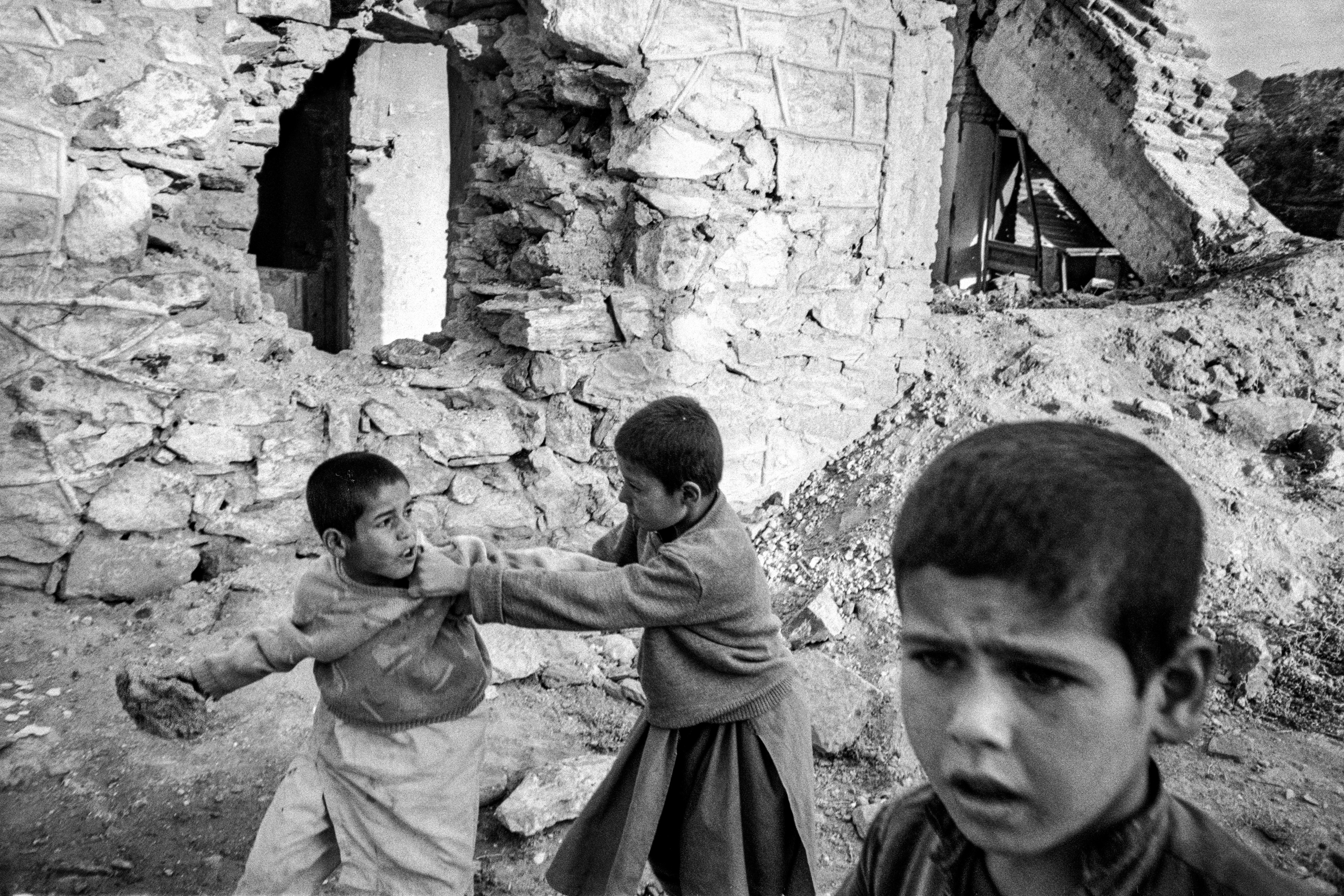 in the ruins of the city, 1996