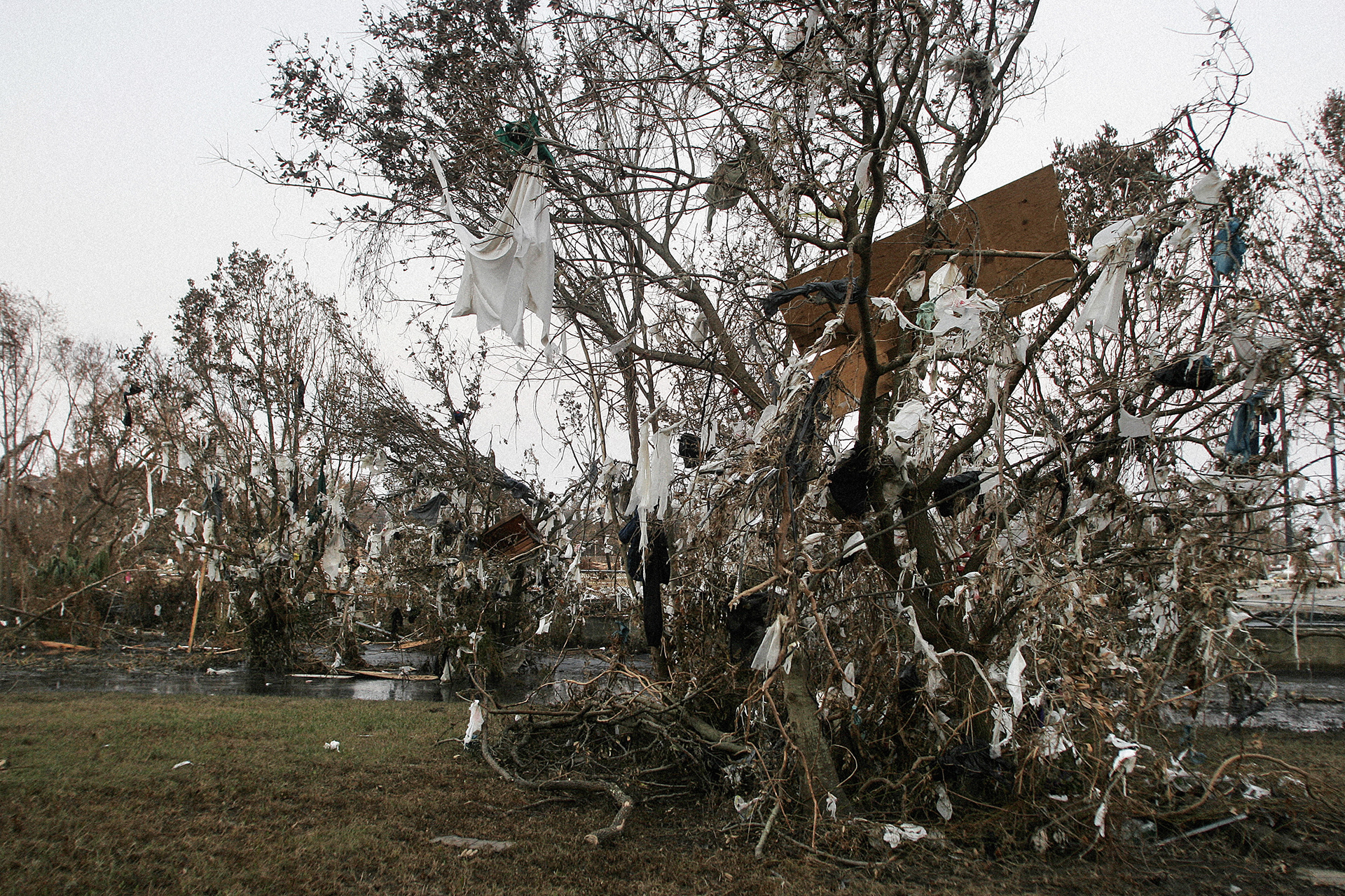  Biloxi, Mississippi, a few days after hurricane Katrina, October 2005