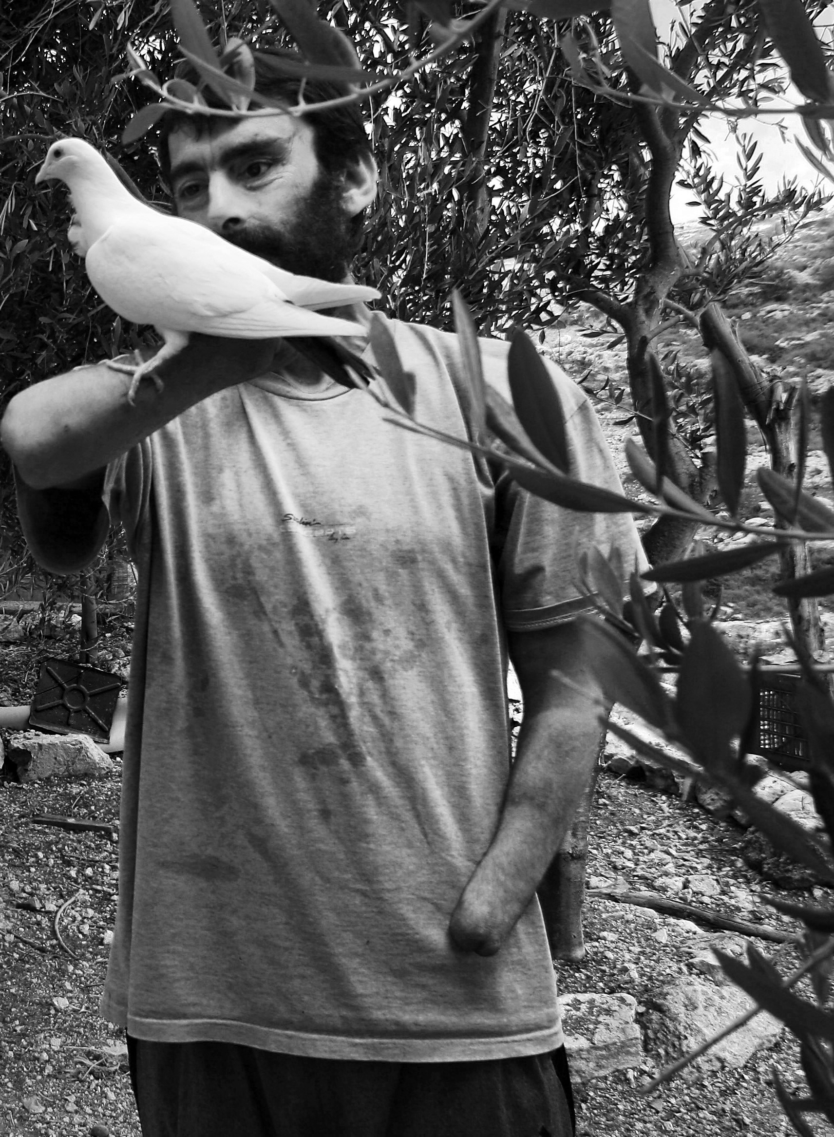 Hizbollah bomb-maker who lost his hands in an explosion, Sidon, Lebanon, 2007