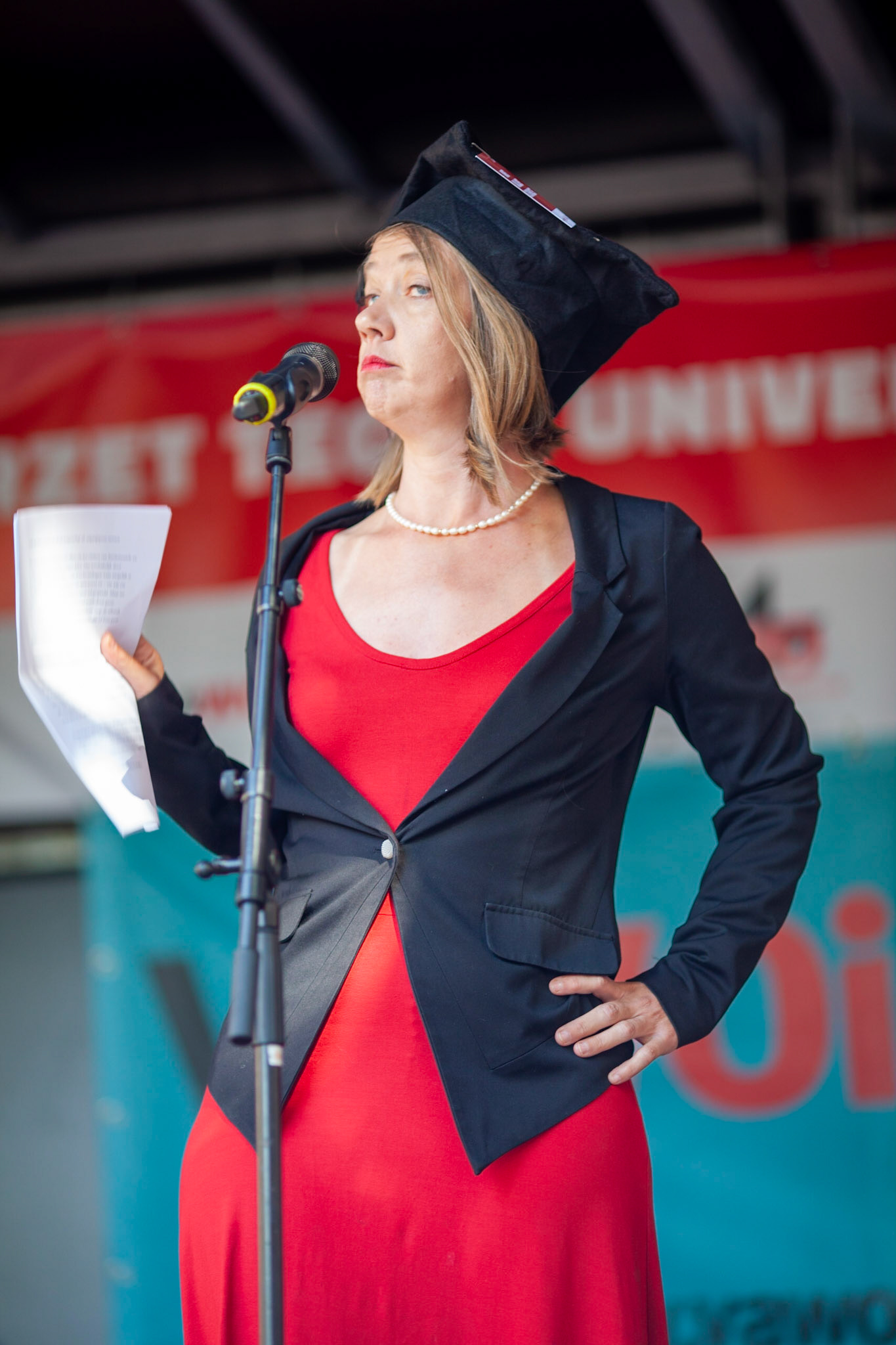 Giselinde Kuipers at WO in Actie meeting, September 2019.