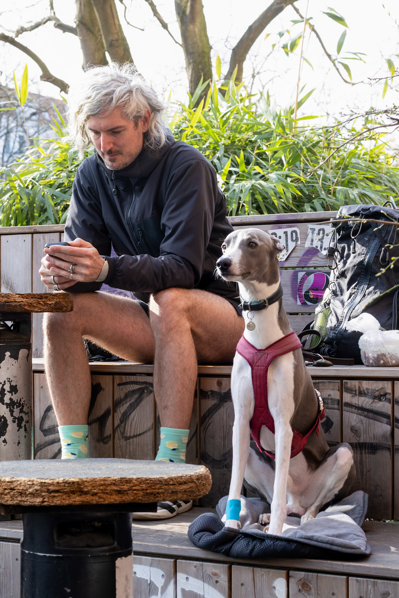 Great minds look alike (and wear similar socks) Berlin, March 2025