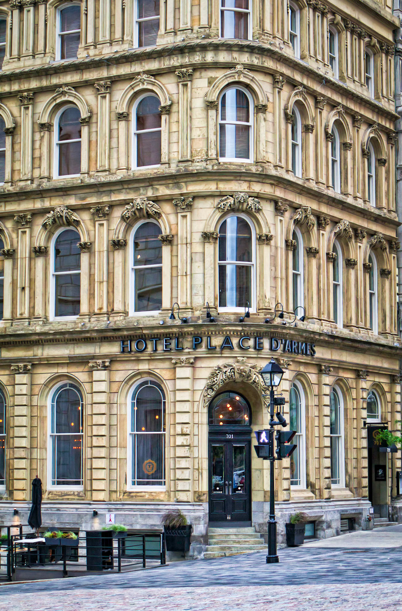 Just loved the loo of Place D'Armes building in Old Montreal