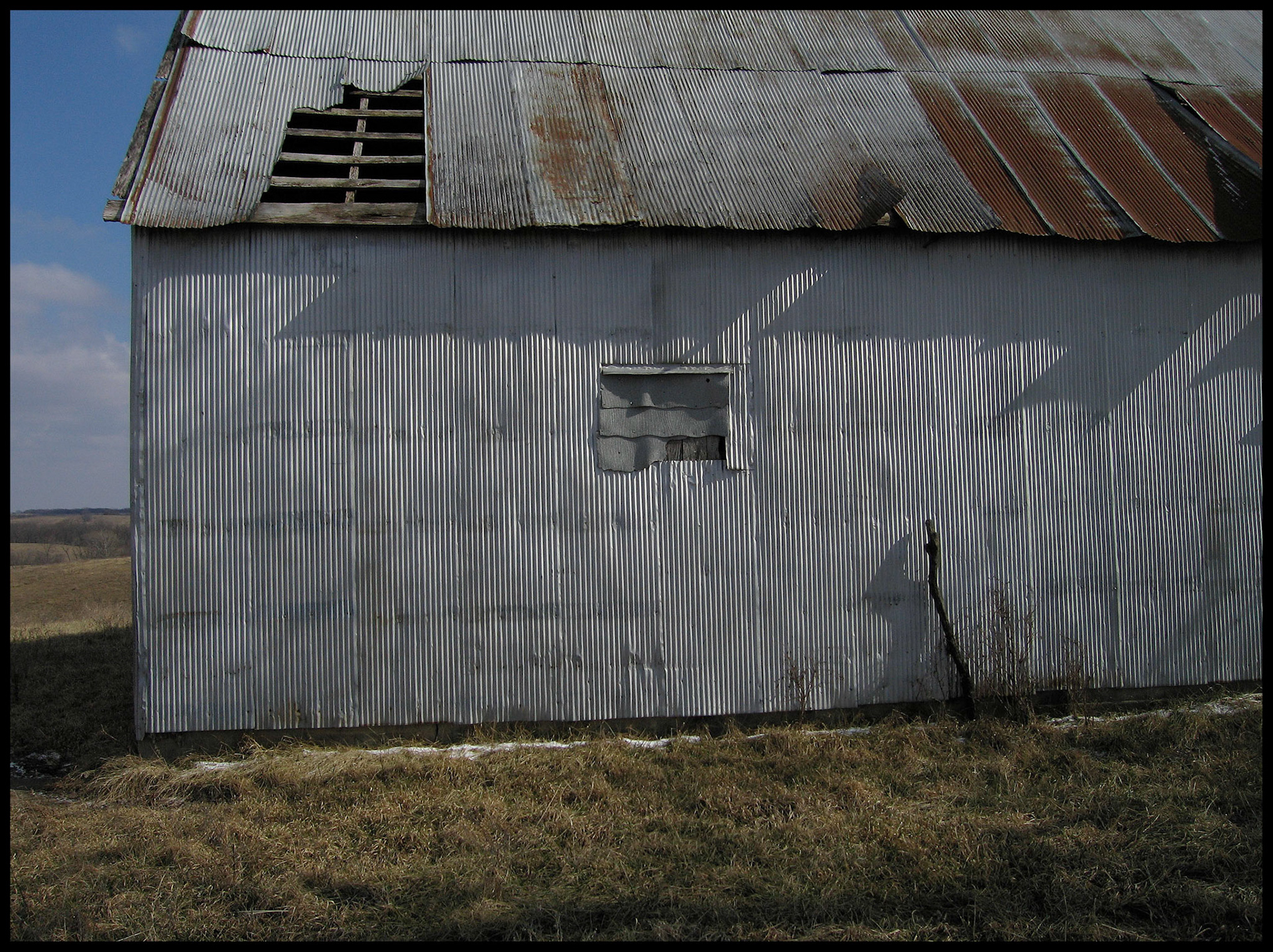 Metal Building near Loeffler, Missouri 2006