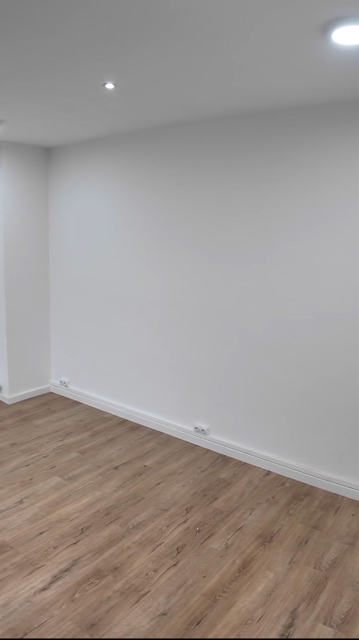 Mur avant travaux d'embelissement