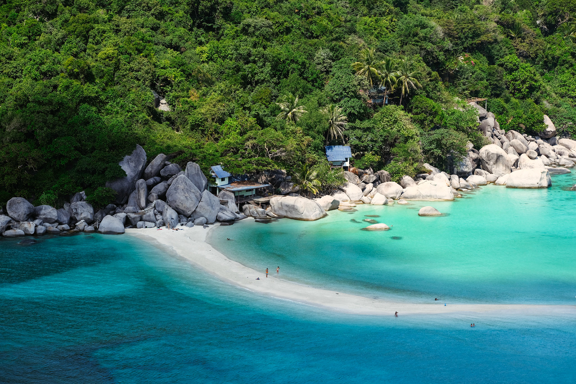 A general view – Nangyuan Island Beach, Ko Tao, Thailand