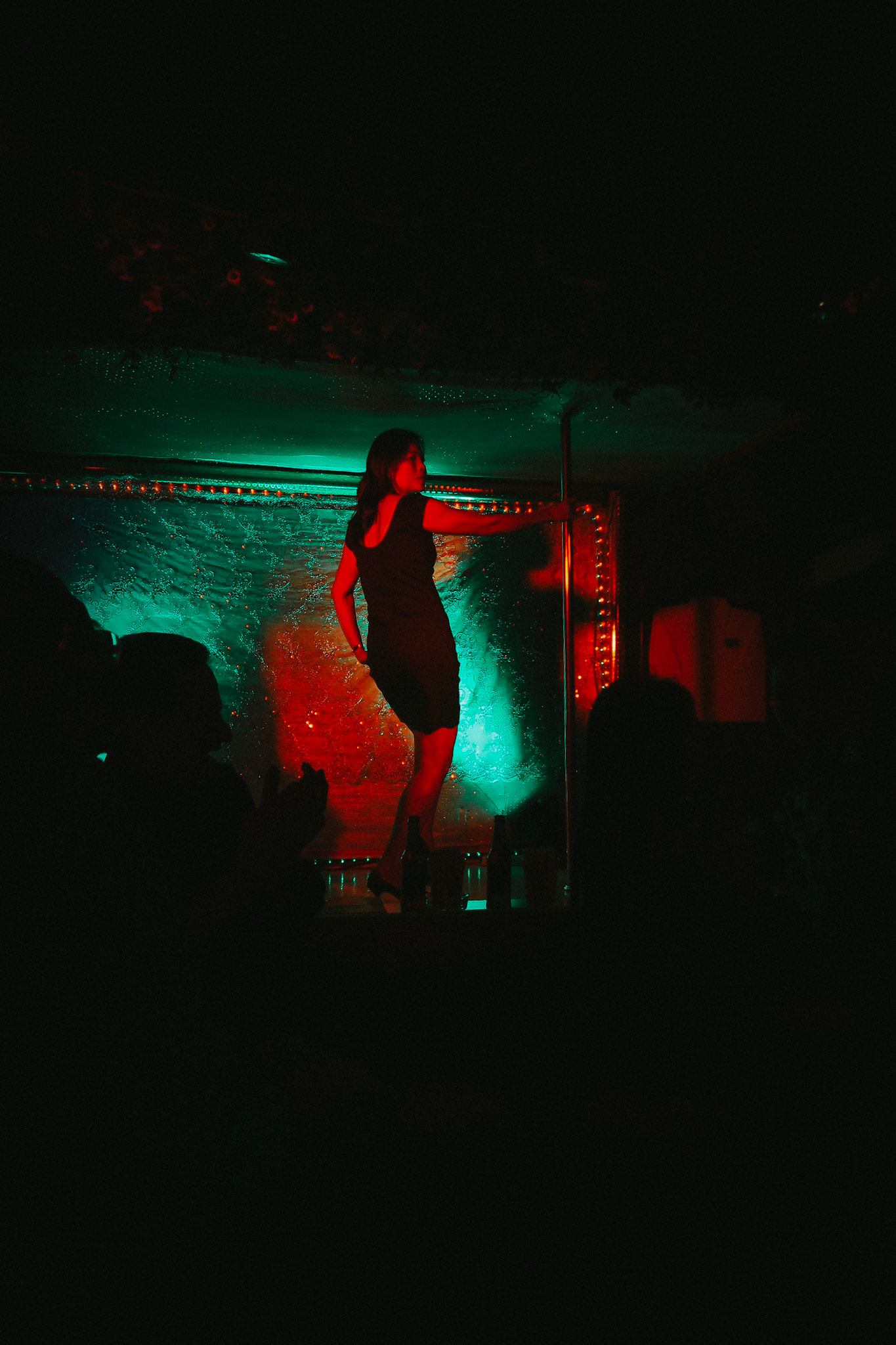 A woman dancers on stage – Bangkok, Thailand