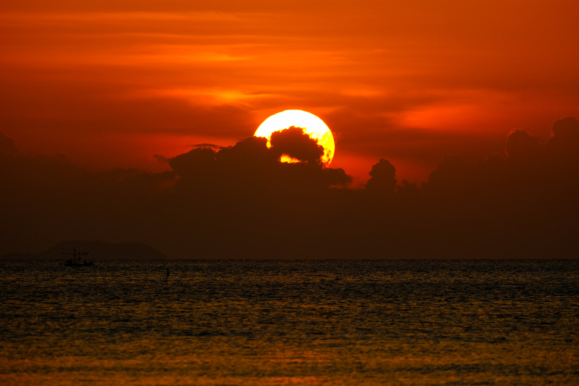 A general view of sunset – Koh Samui, Thailand