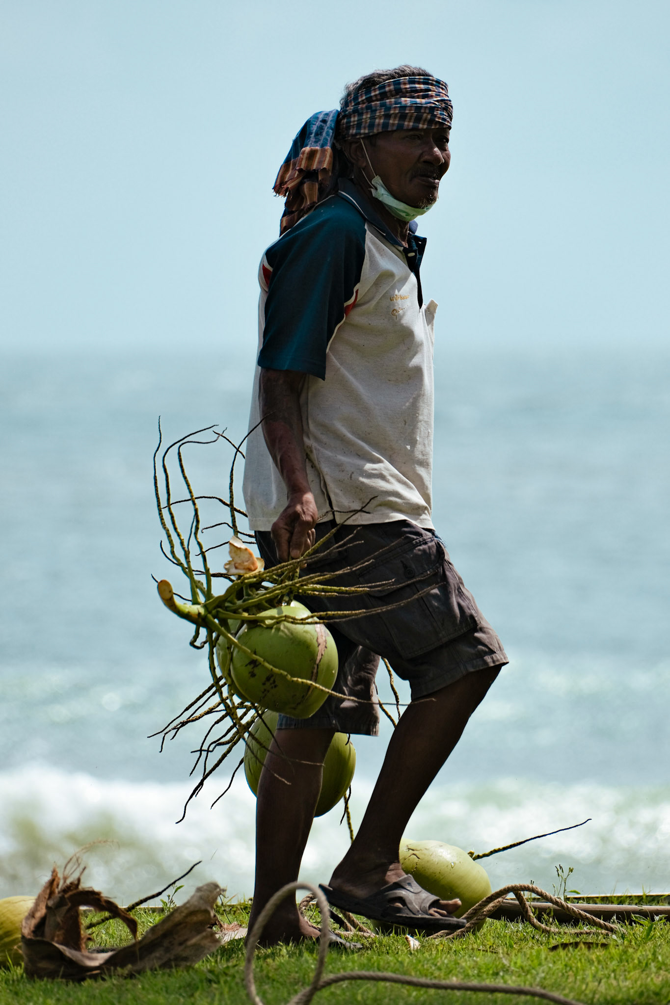 A general view of a worker – Koh Samui, Thailand